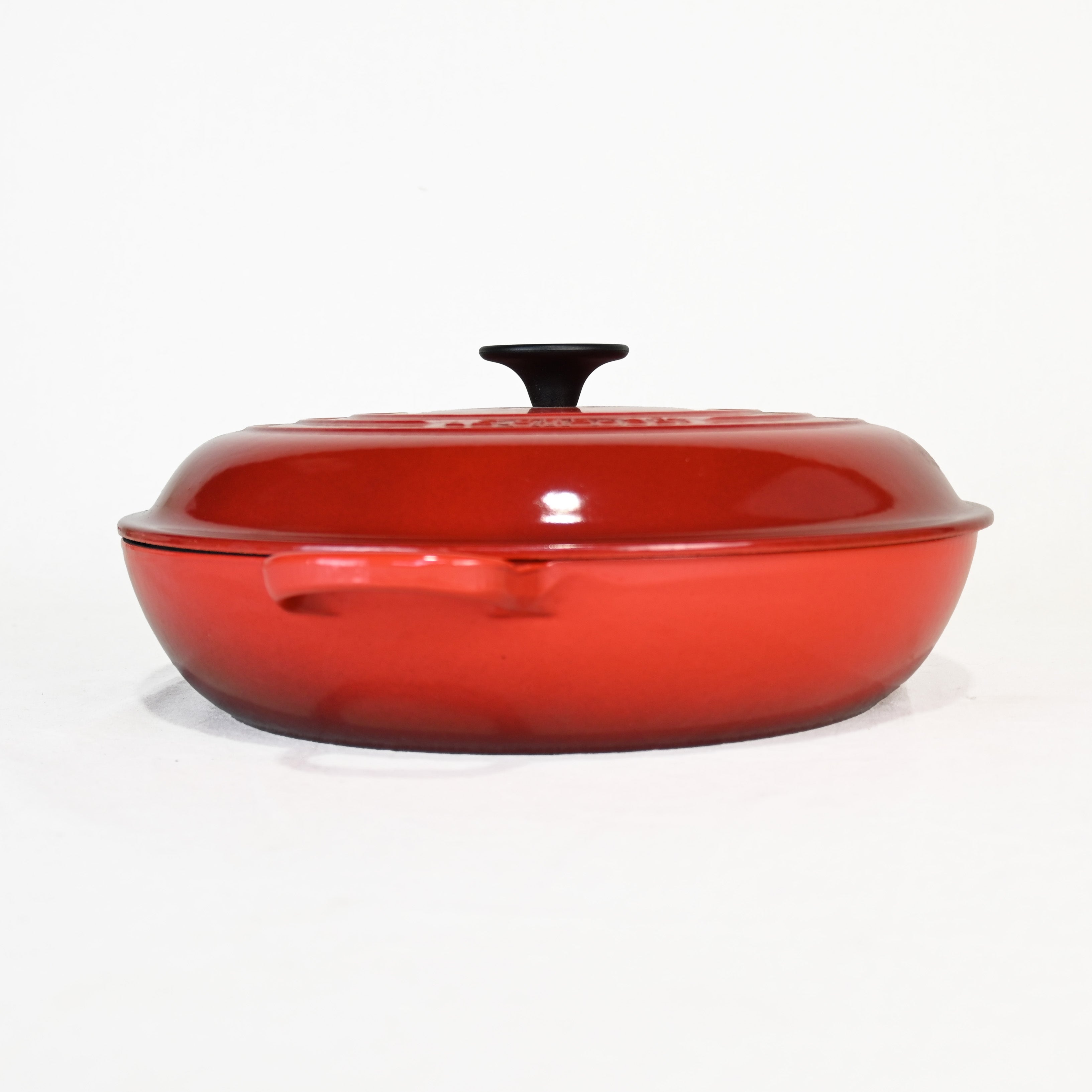 LE CREUSET Le Creuset Signature Buffet Casserole RED 30cm French Kitchen ware / ル・クルーゼ シグニチャー ビュッフェ・キャセロール 鍋 レッド フランス キッチンツール