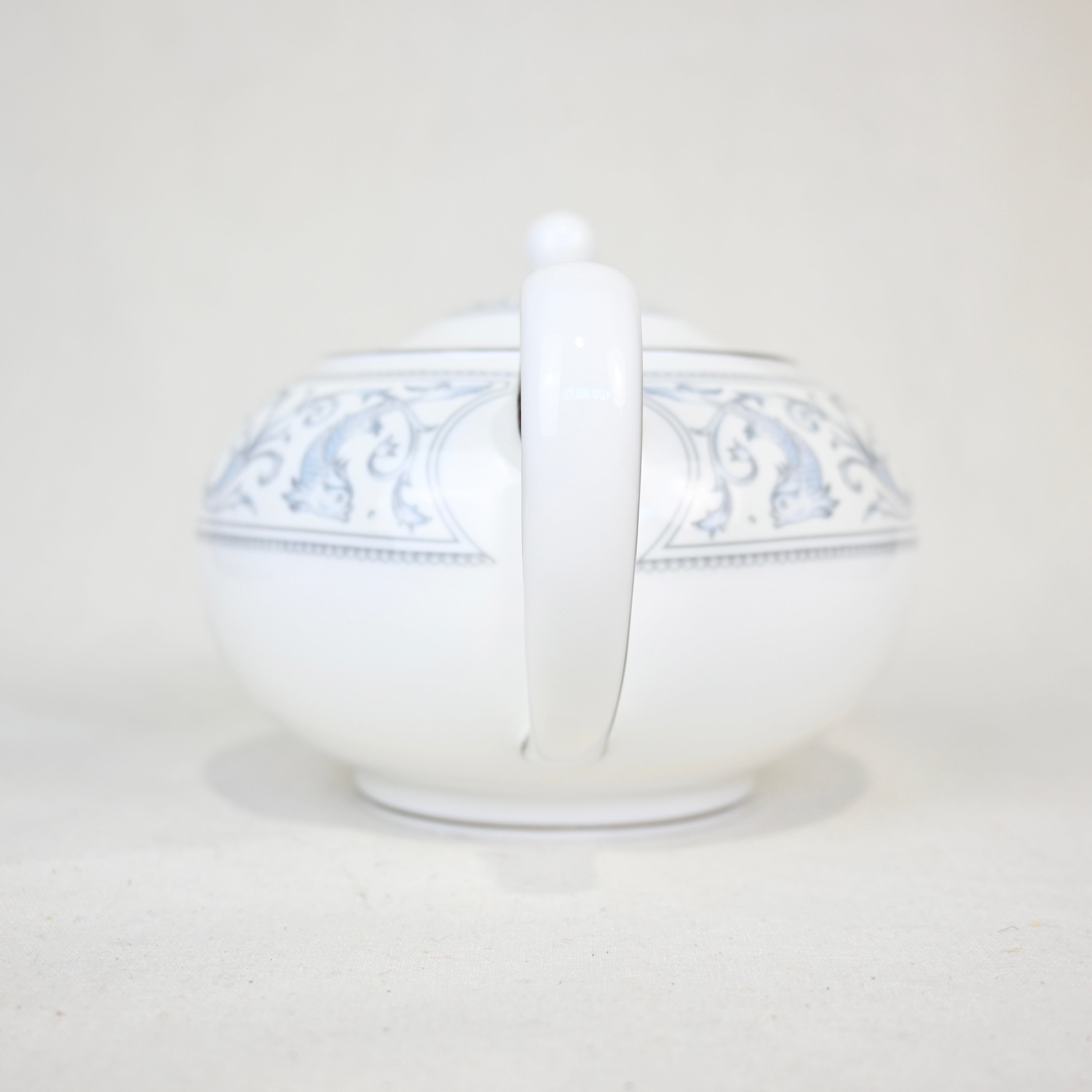 Wedgwood Dolphins White R4652 TeaPot  / ウエッジウッド ドルフィン ホワイトR4652 ティーポット