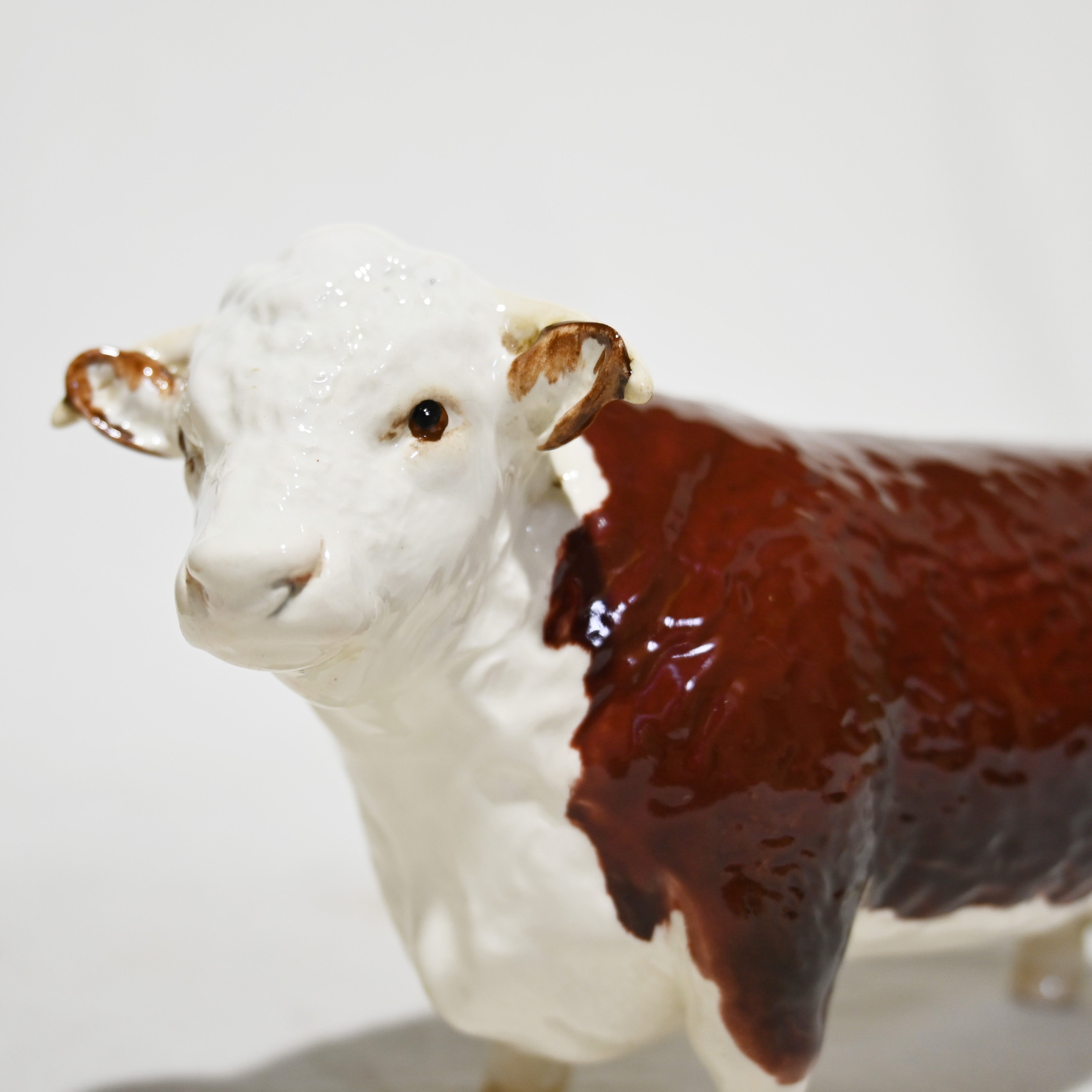 Beswick Hereford Bull Figurine Figurine Ceramic Animal UK British Vintage / ベスウィック ヘレフォード牛 フィギュリン 英国ヴィンテージ