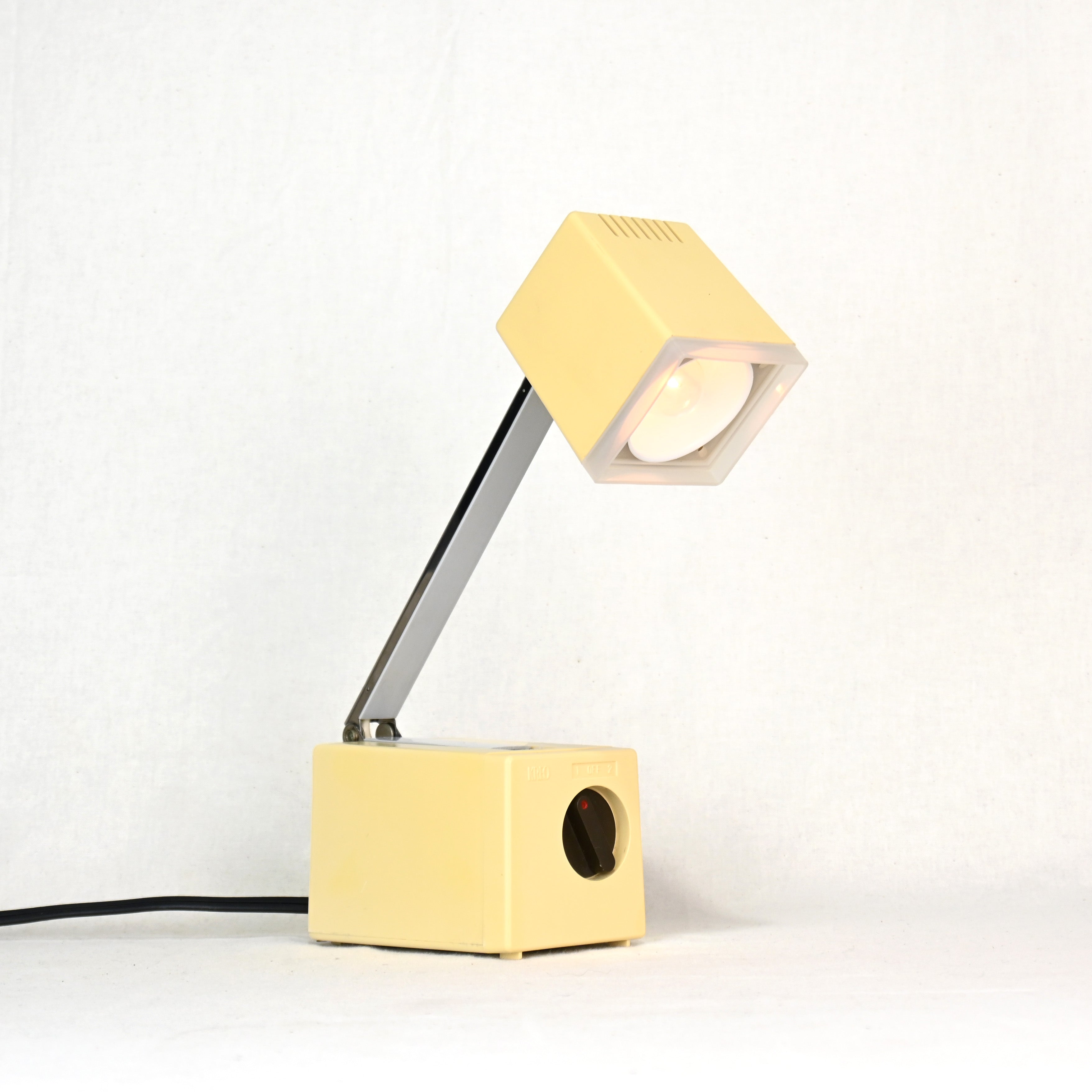 KREO LIGHT NOAH Desk light 1970~80's Japan vintage Retropop / 南部工業 クレオライト ノア デスクライト 1970〜80年代 ジャパンヴィンテージ レトロポップ