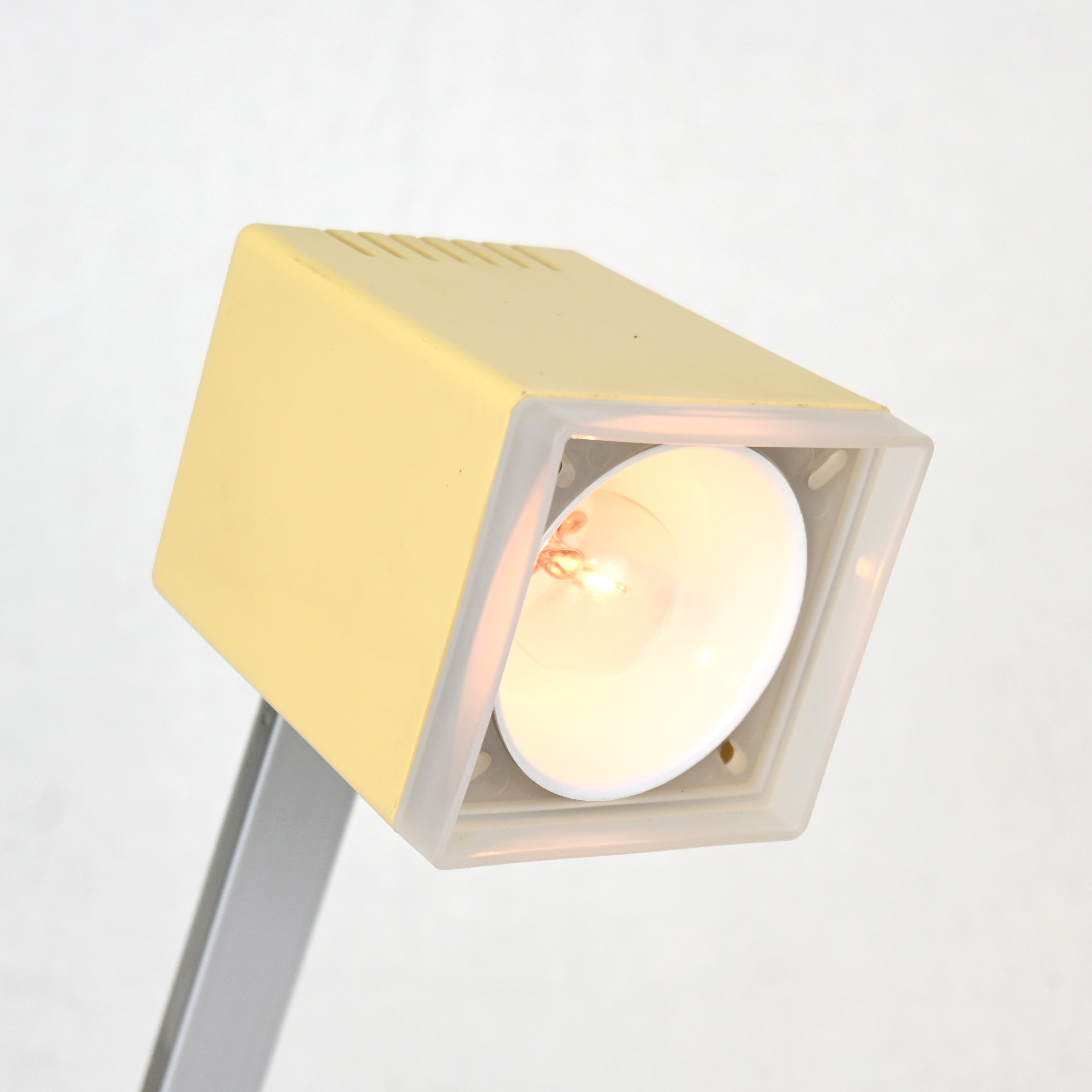 KREO LIGHT NOAH Desk light 1970~80's Japan vintage Retropop / 南部工業 クレオライト ノア デスクライト 1970〜80年代 ジャパンヴィンテージ レトロポップ