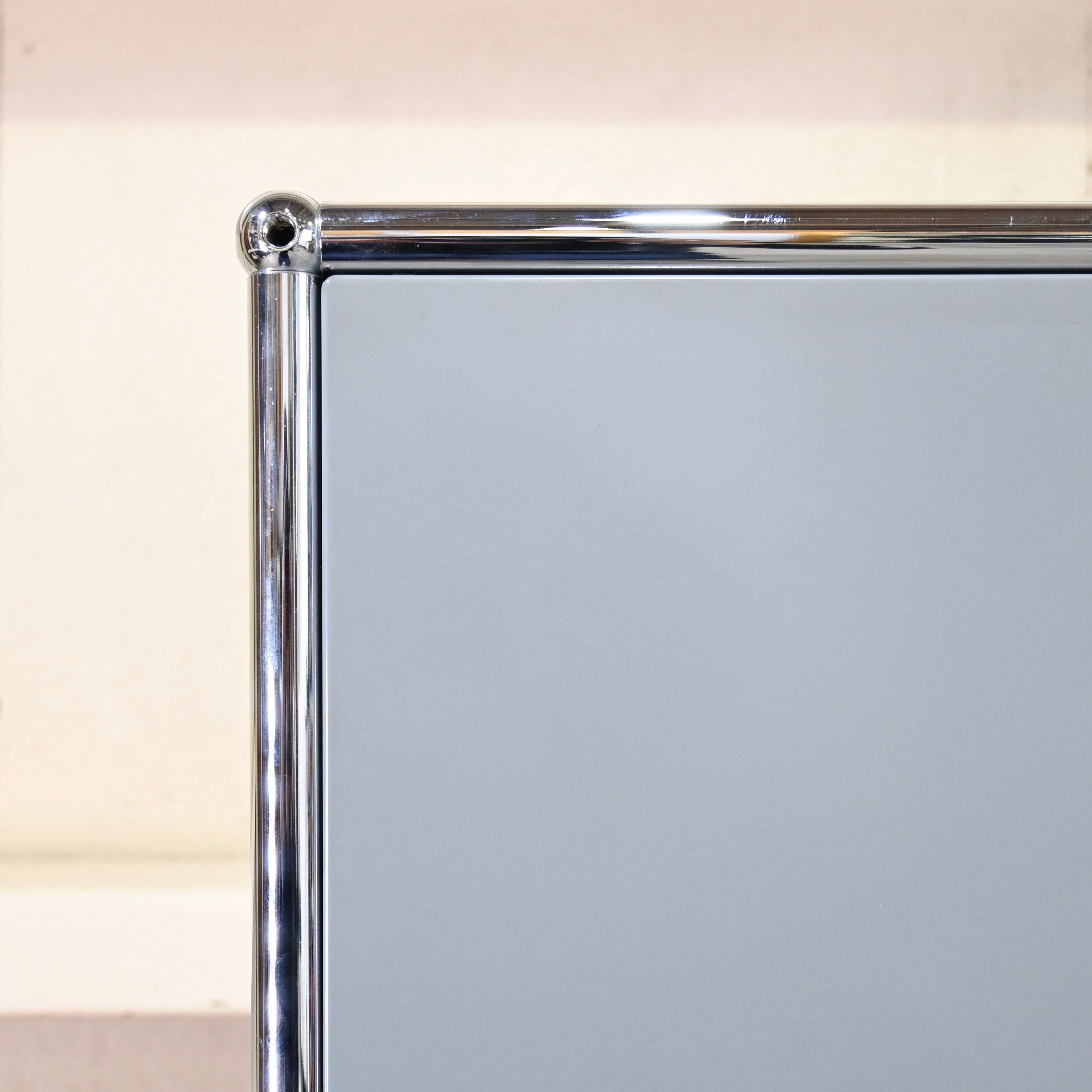 USM Haller Cabinet Drop down door × 3 Mid gray Modern design / ユーエスエム ハラー キャビネット 3段ドロップアウトドア ミッドグレー モダンデザイン