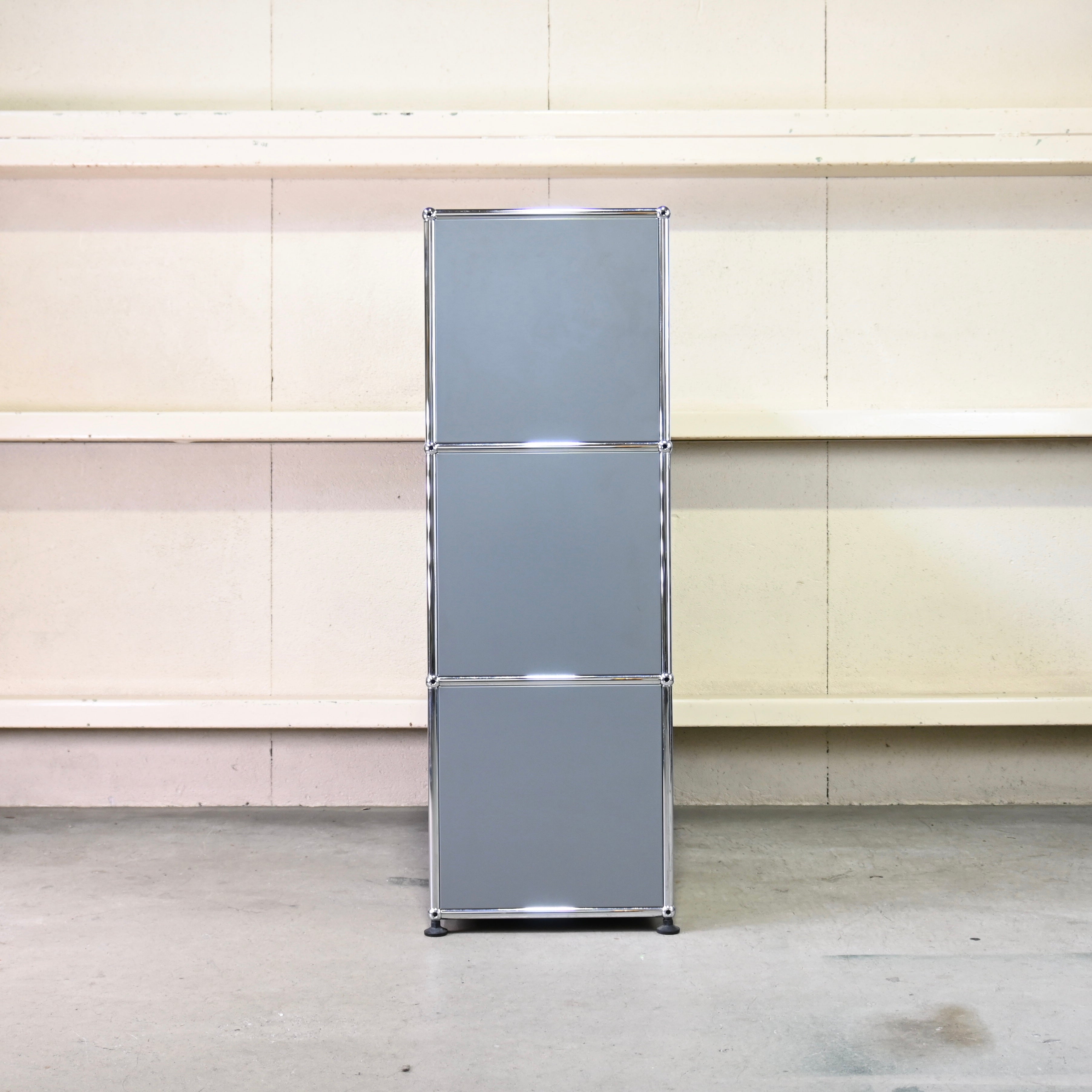 USM Haller Cabinet Drop down door × 3 Mid gray Modern gesign / ユーエスエム ハラー キャビネット 3段ドロップアウトドア ミッドグレー モダンデザイン