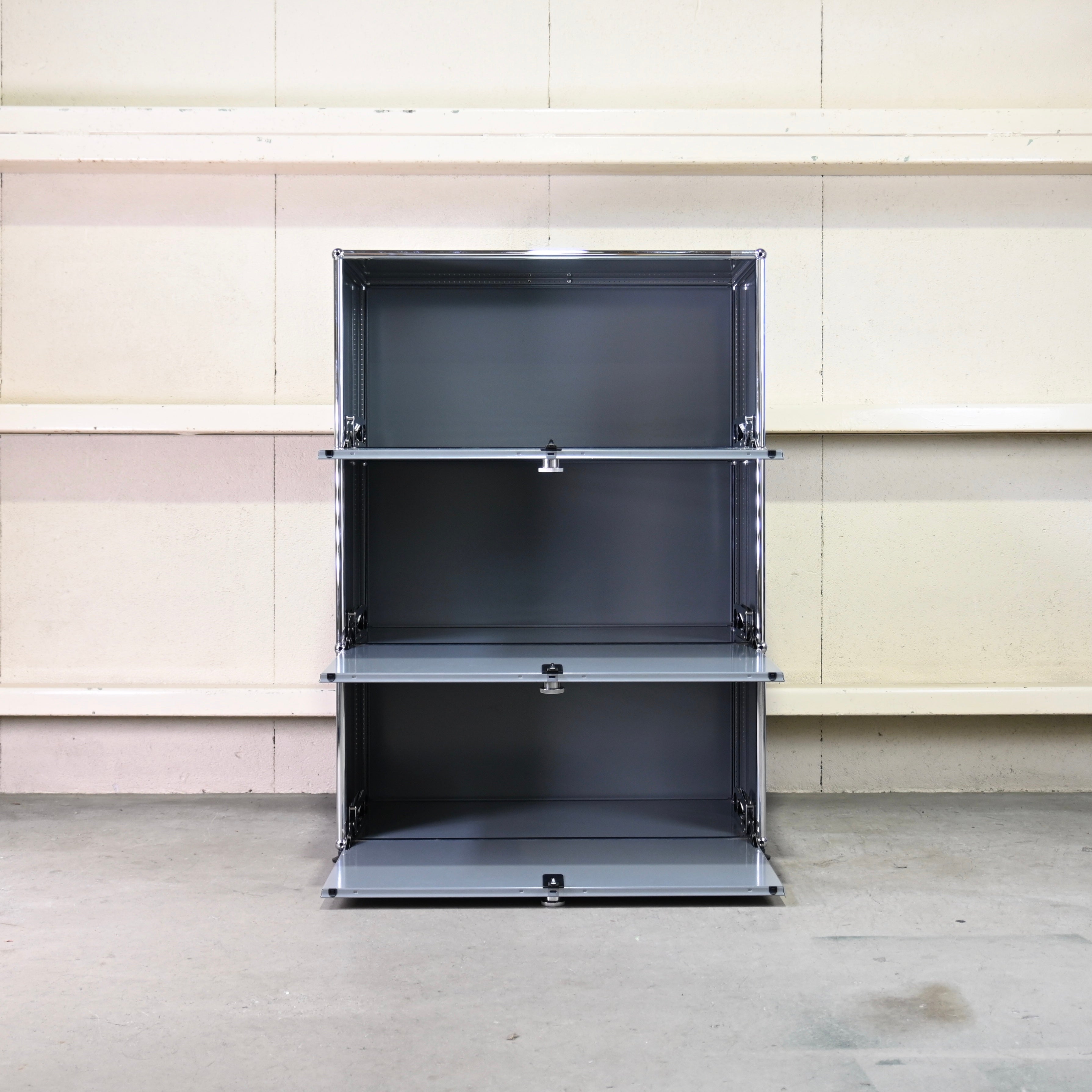 USM Haller Cabinet Drop down door × 3 Mid gray Modern design / ユーエスエム ハラー キャビネット 3段ドロップアウトドア ミッドグレー モダンデザイン