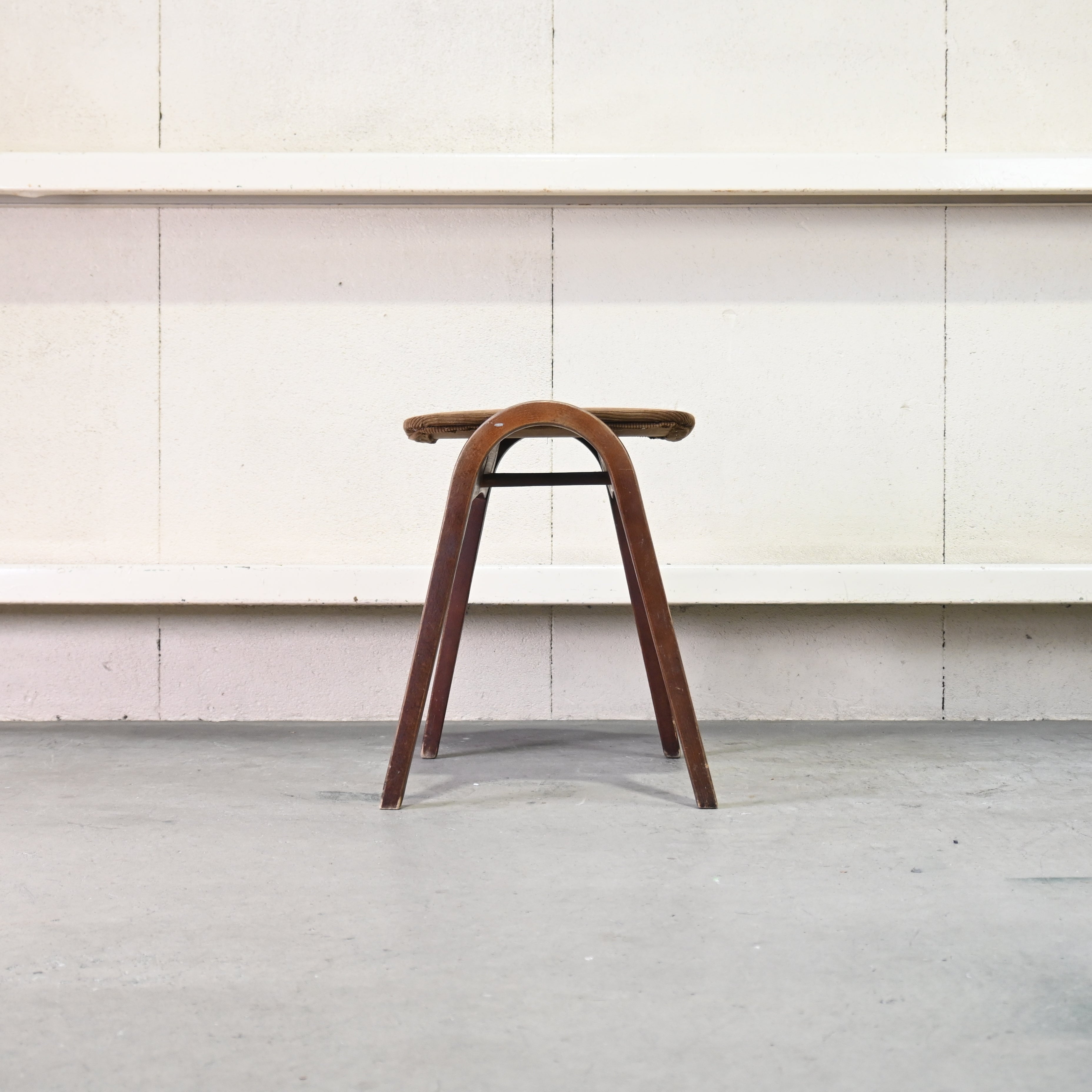 Akimoku × Isamu Kenmochi Stool No.202 Remake Japan vintage / 秋田木工 スツール 剣持勇 リメイク ジャパンヴィンテージ