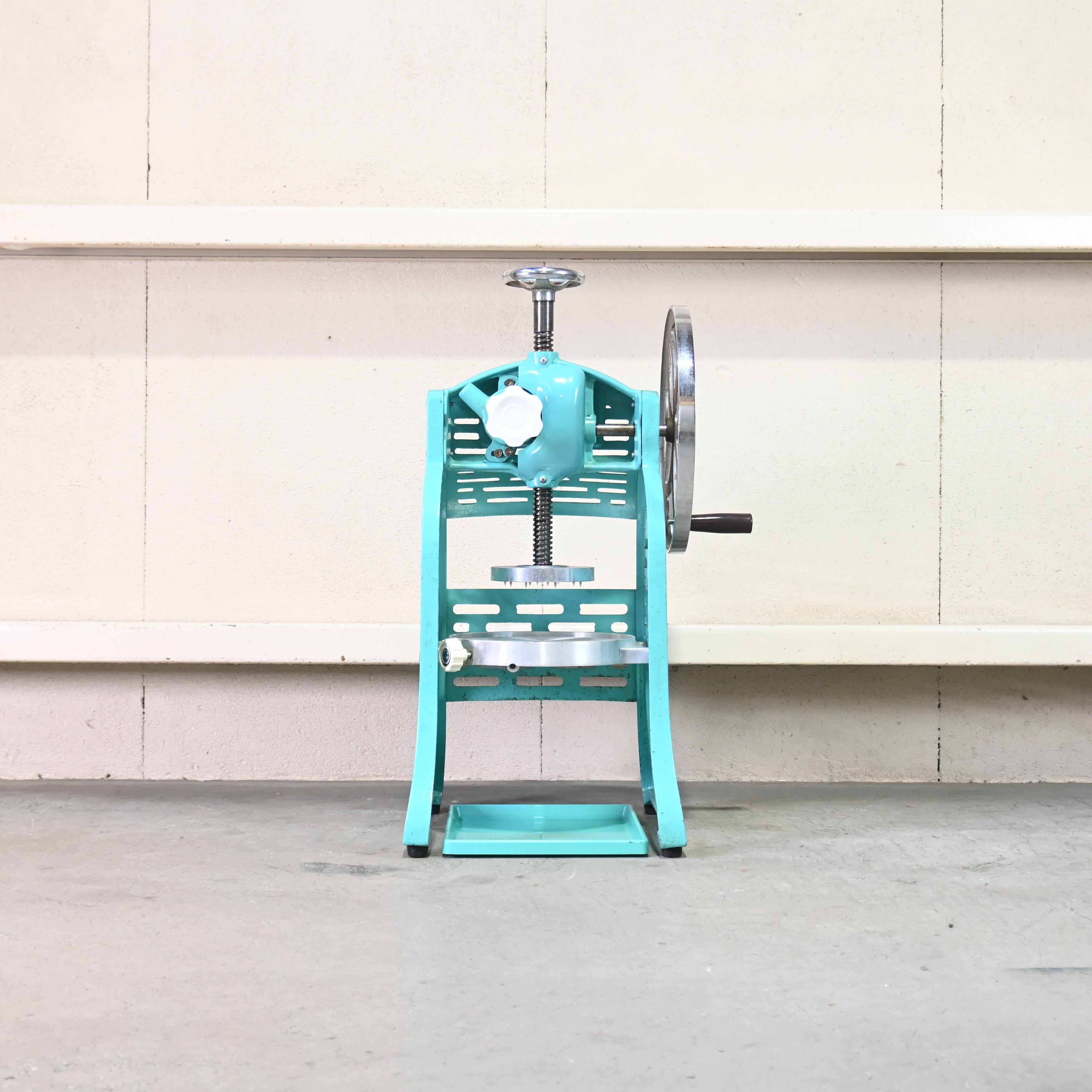 Swan Manual ice shaver SI-3B / 池永鉄工 スワン 手動式氷削機 昭和レトロ