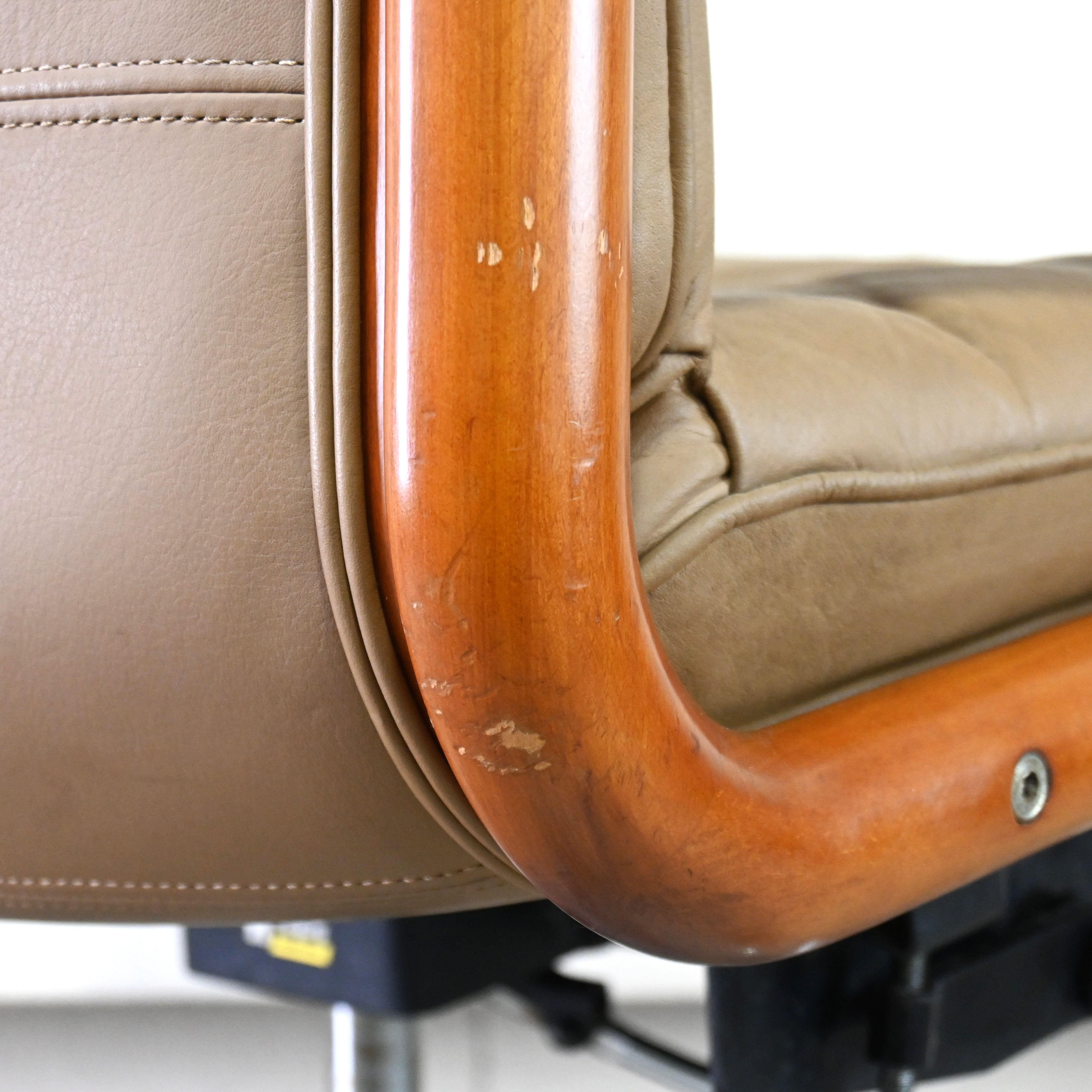 Old karimoku Caster arm chair Office furniture Japanese modern design / オールドカリモク キャスターアームチェア オフィスファニチャー ジャパニーズモダンデザイン