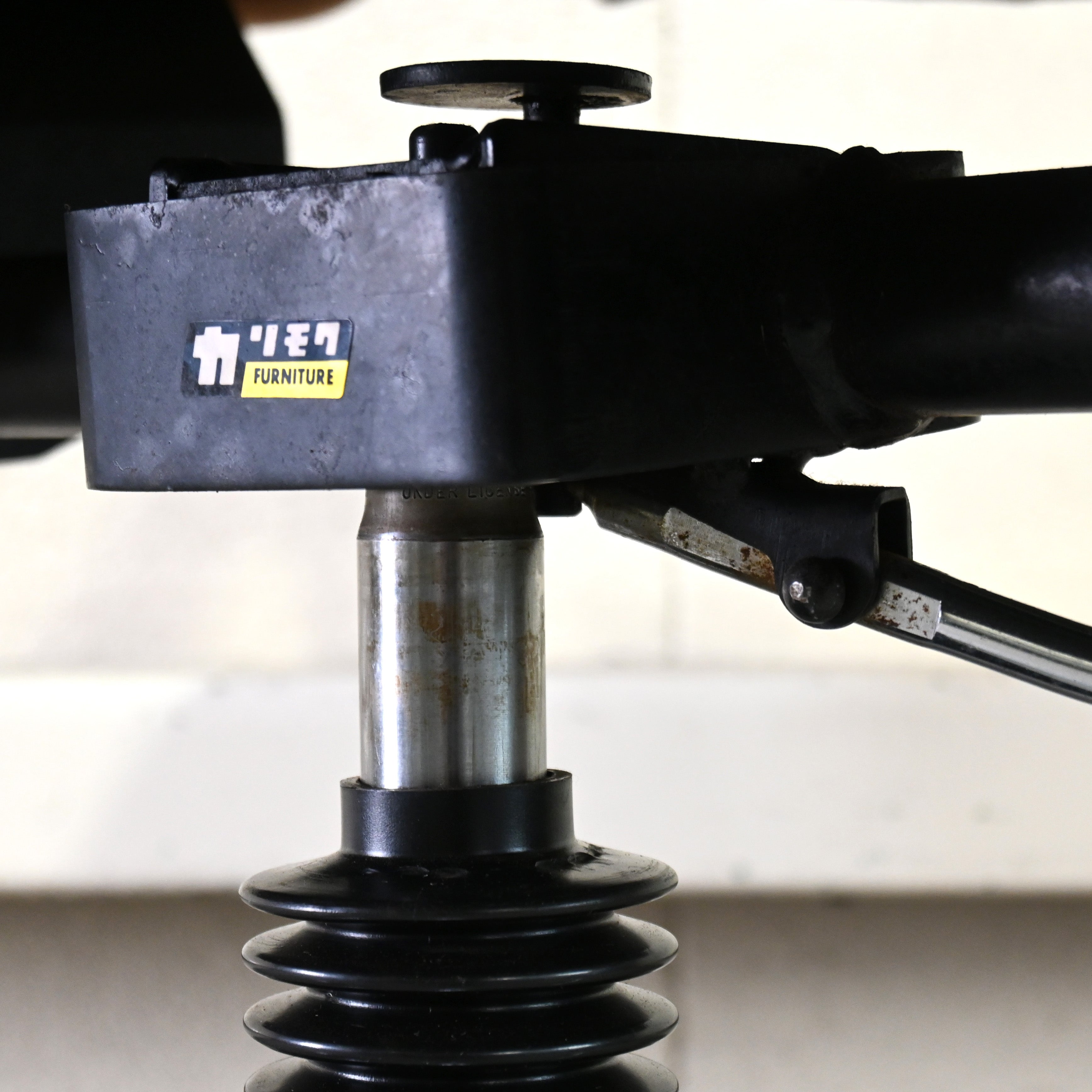 Old karimoku Caster arm chair Office furniture Japanese modern design / オールドカリモク キャスターアームチェア オフィスファニチャー ジャパニーズモダンデザイン