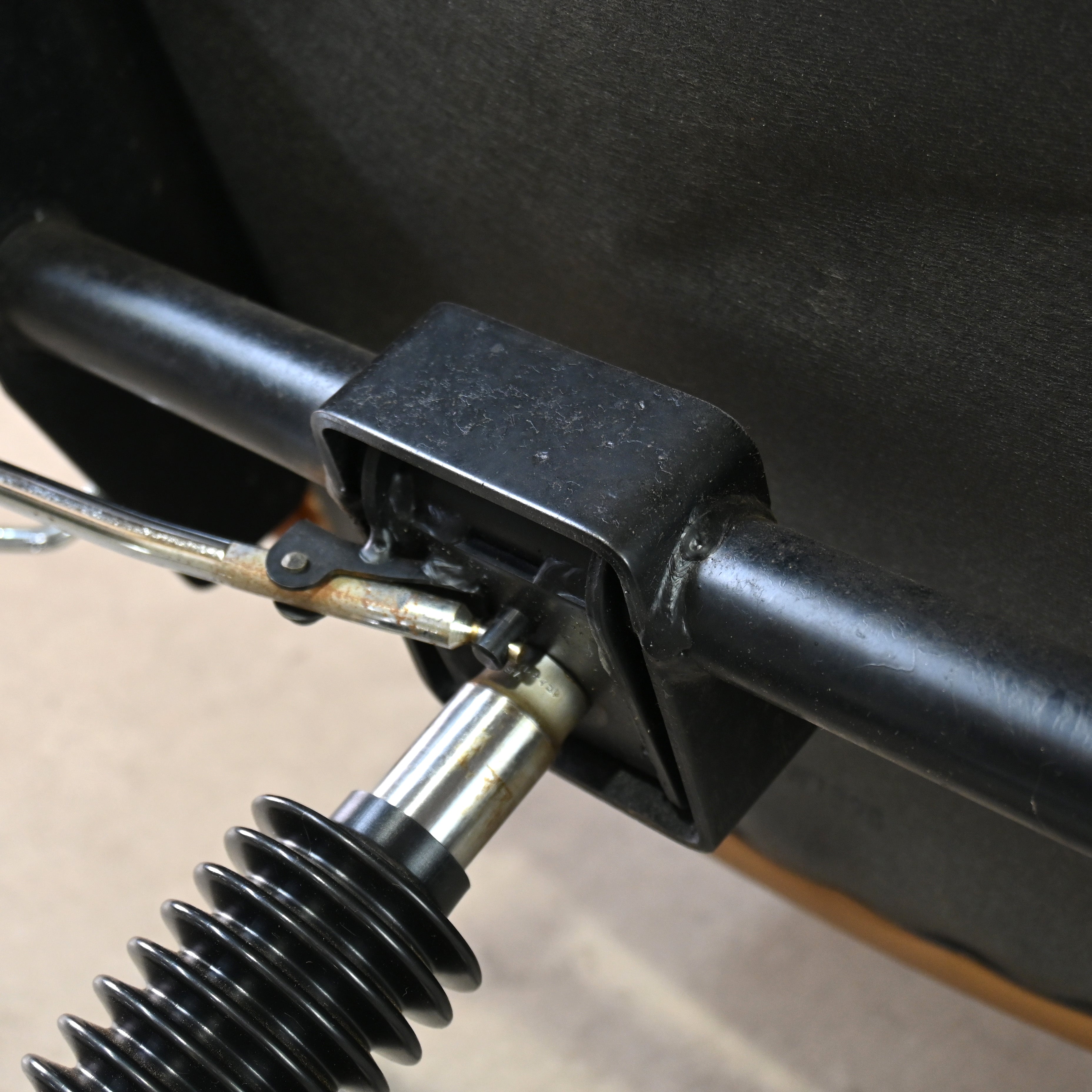 Old karimoku Caster arm chair Office furniture Japanese modern design / オールドカリモク キャスターアームチェア オフィスファニチャー ジャパニーズモダンデザイン