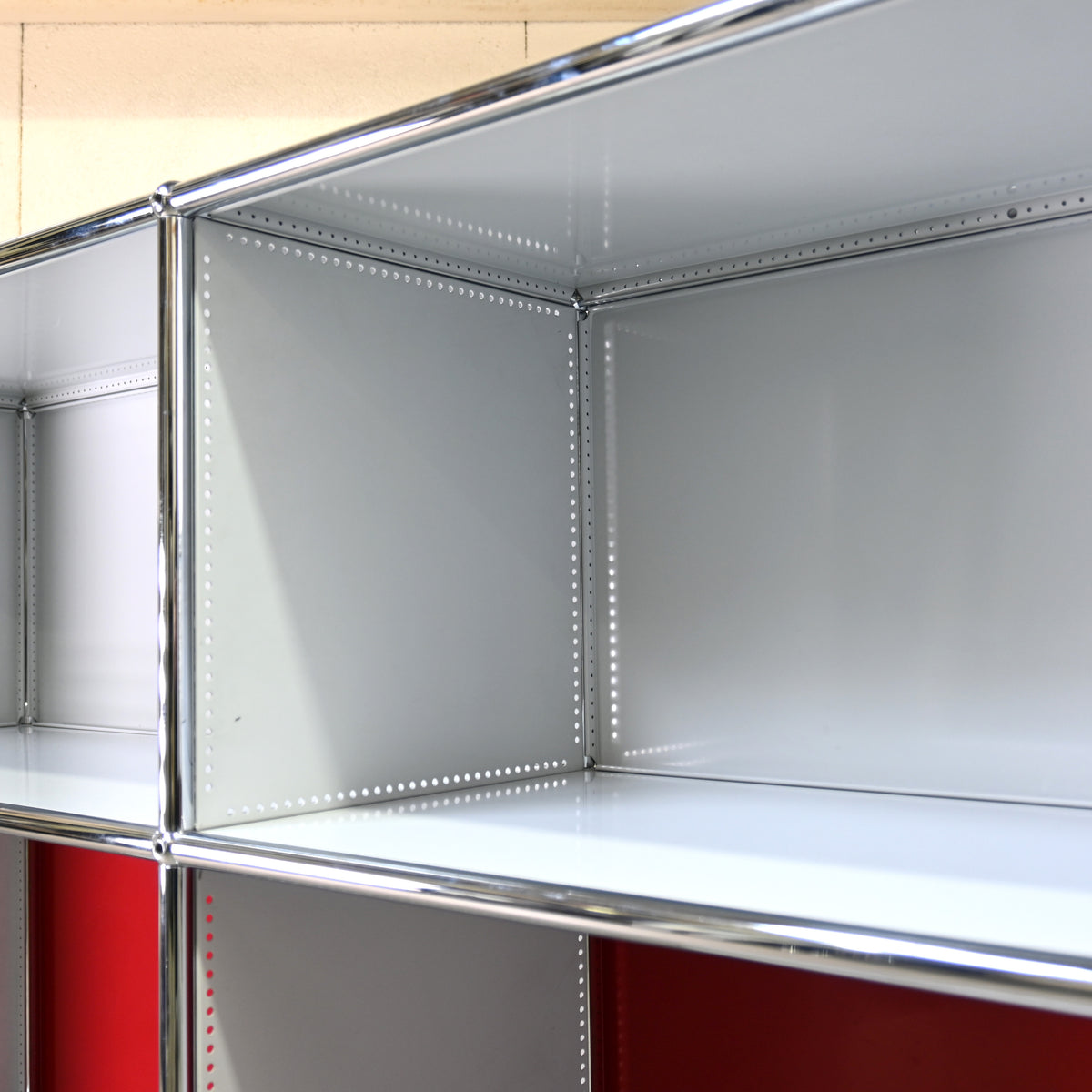 USM Haller Side board Open cabinet Light gray × Ruby red Module 