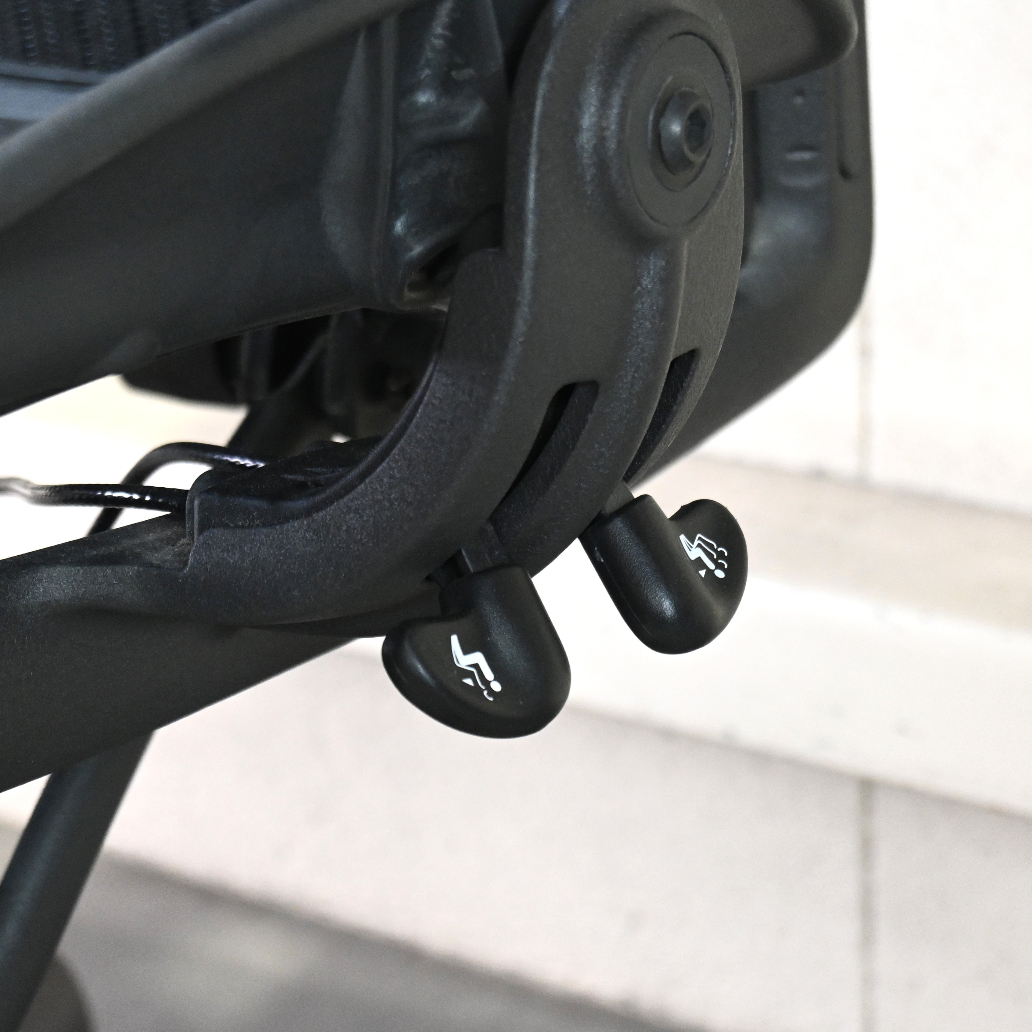 Herman Miller Aearon Chair Don Chadwick Bill Stumpf American midcentury Design / ハーマンミラー アーロンチェア ドン・チャドウィック ビル・スタンフ アメリカンミッドセンチュリーデザイン