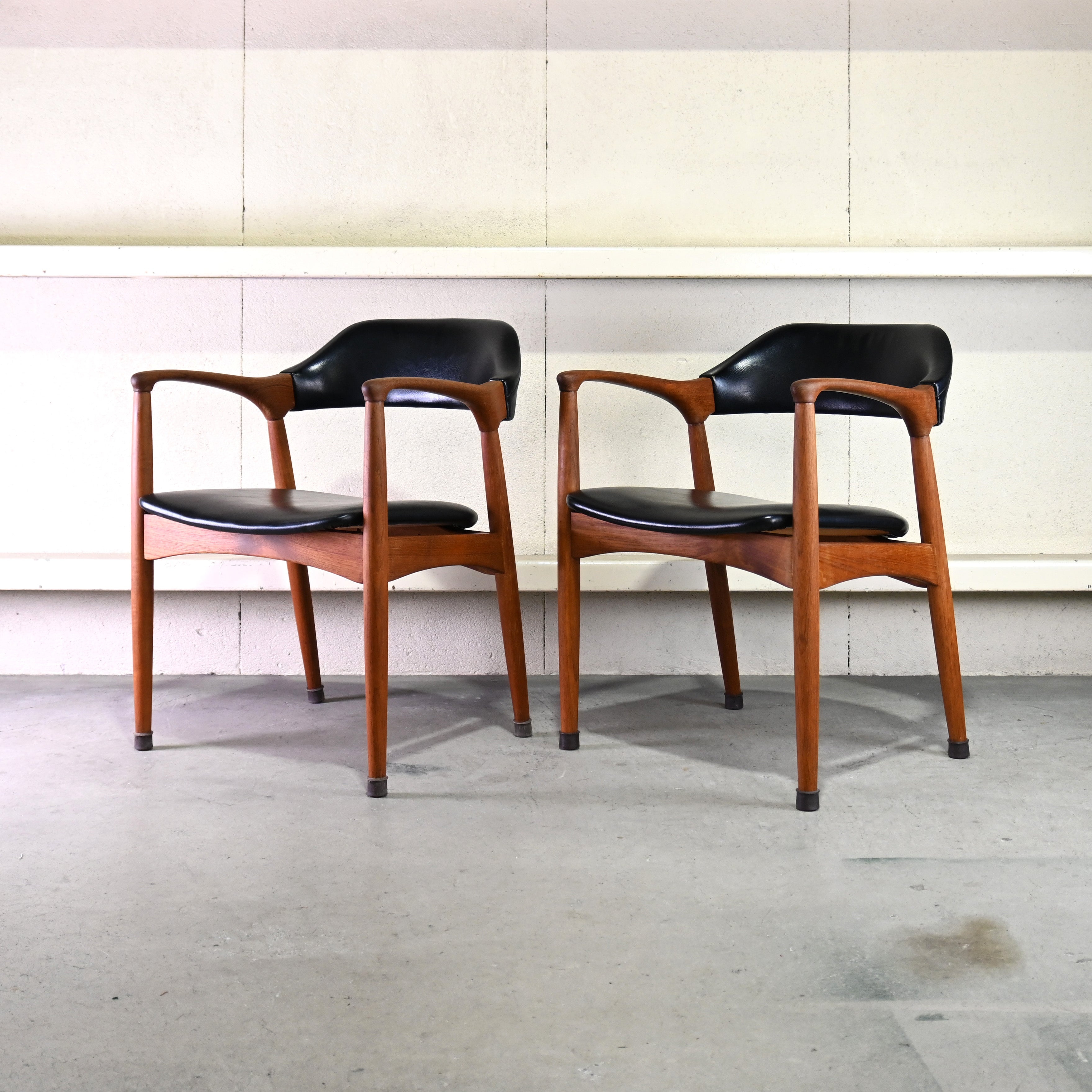 Tsuji mokko Arm chair Teakwood 1970's Japanese modern design / 辻木工 アームチェア チーク材 1970年代 ジャパニーズモダンデザイン