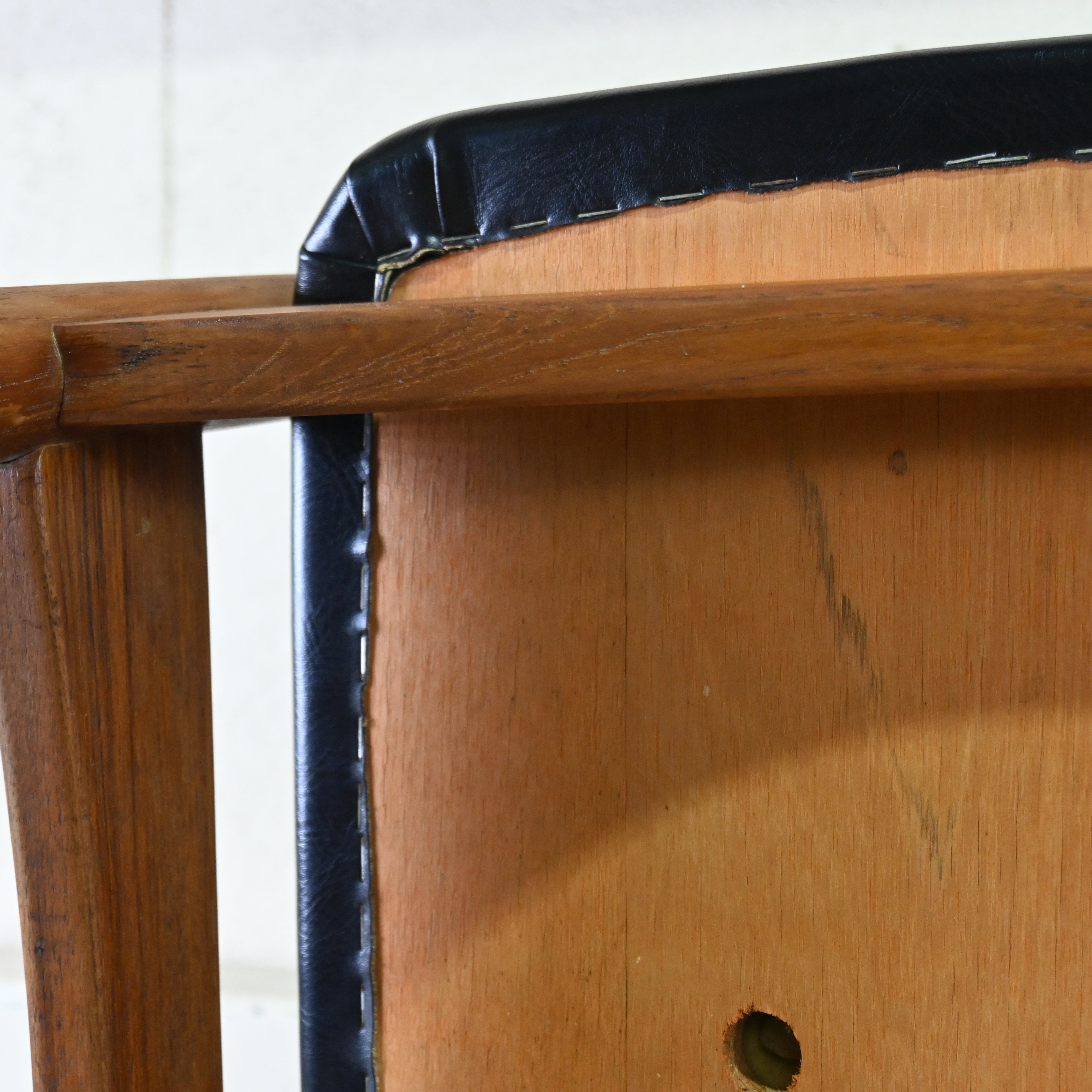 Tsuji mokko Arm chair Teakwood 1970's Japanese modern design / 辻木工 アームチェア チーク材 1970年代 ジャパニーズモダンデザイン