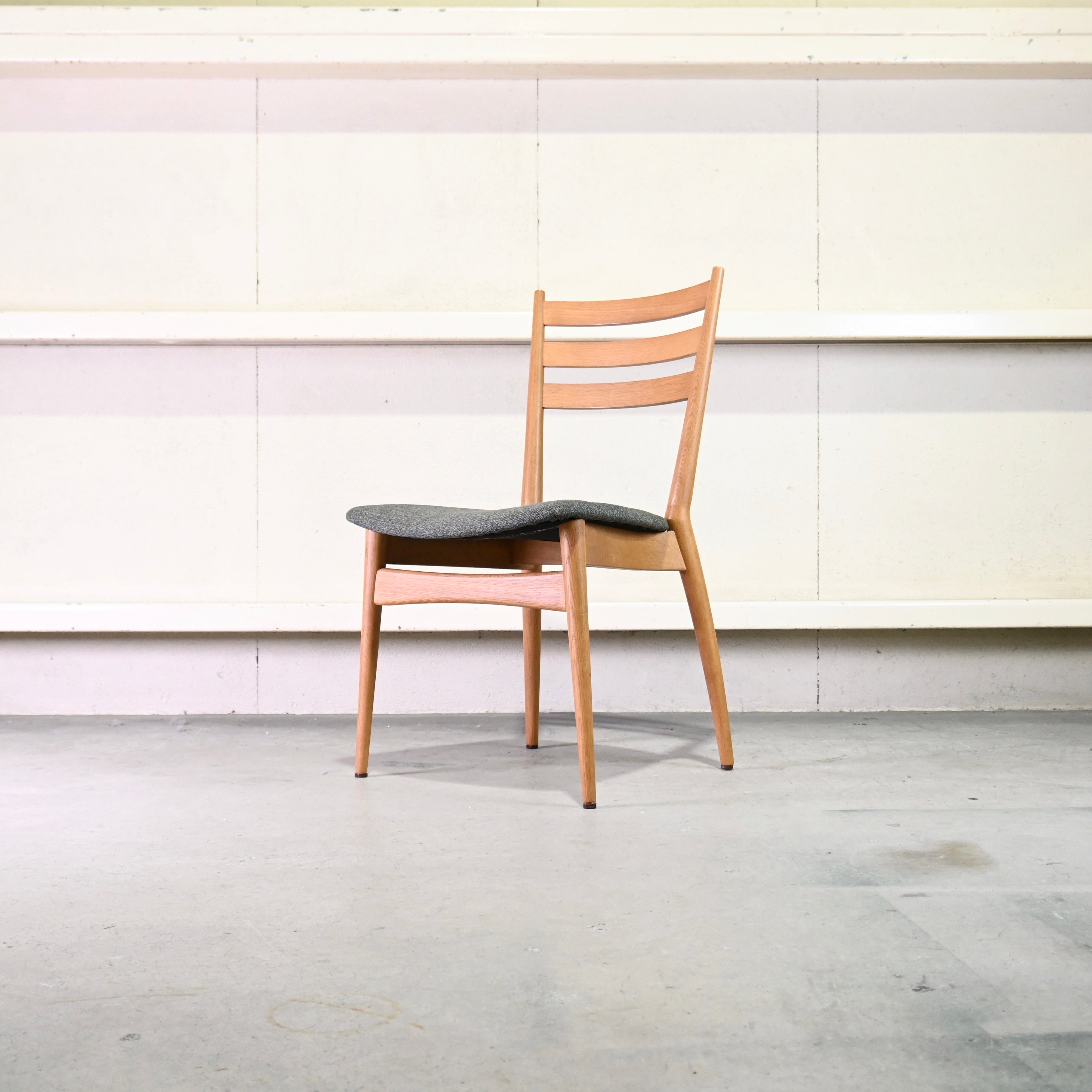 Nissin Forms Dining chair Remake UK fabric Oak wood / 日進木工 フォルムス ダイニングチェア リメイク 英国生地 オーク材