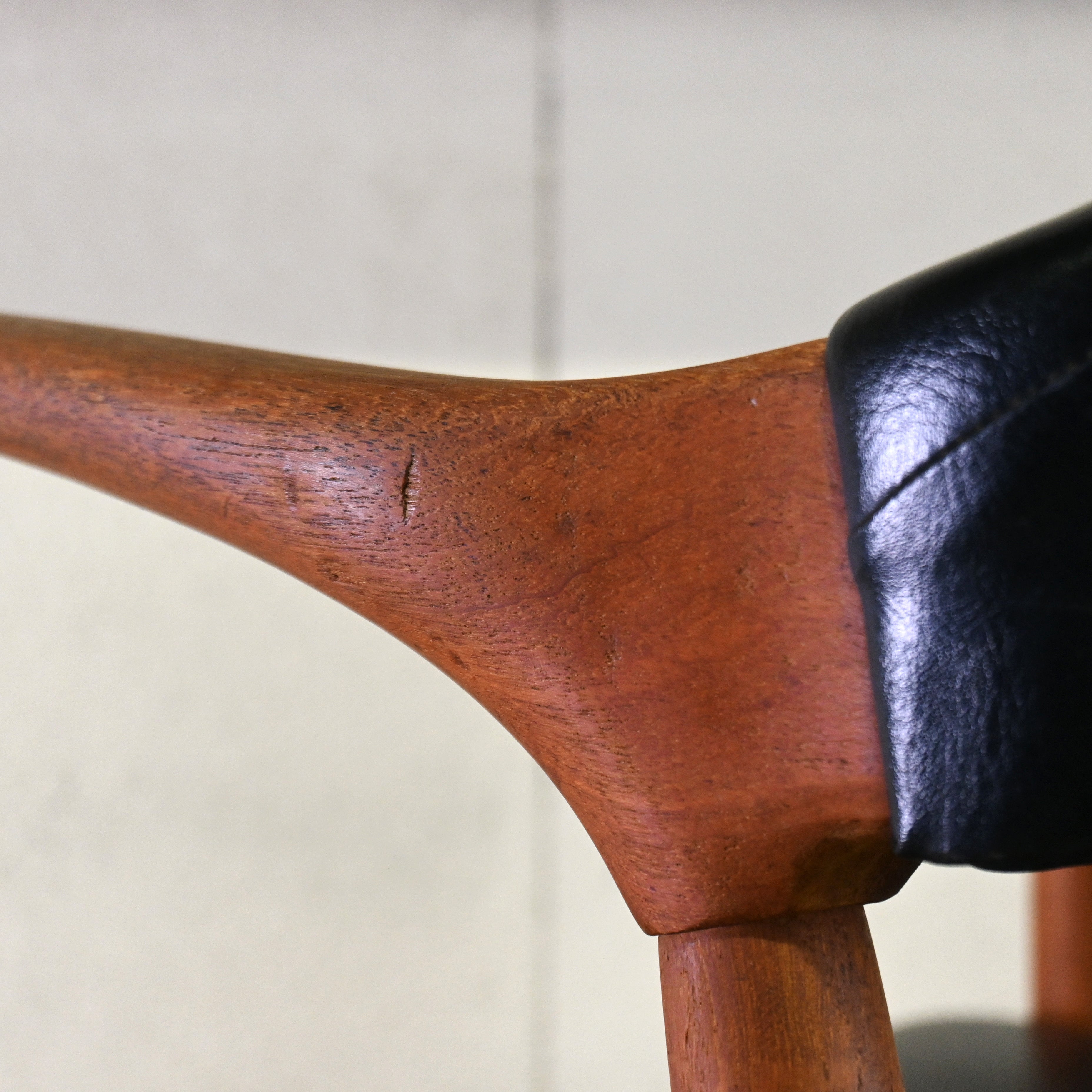 Tsuji mokko Arm chair Teakwood 1970's Japanese modern design / 辻木工 アームチェア チーク材 1970年代 ジャパニーズモダンデザイン