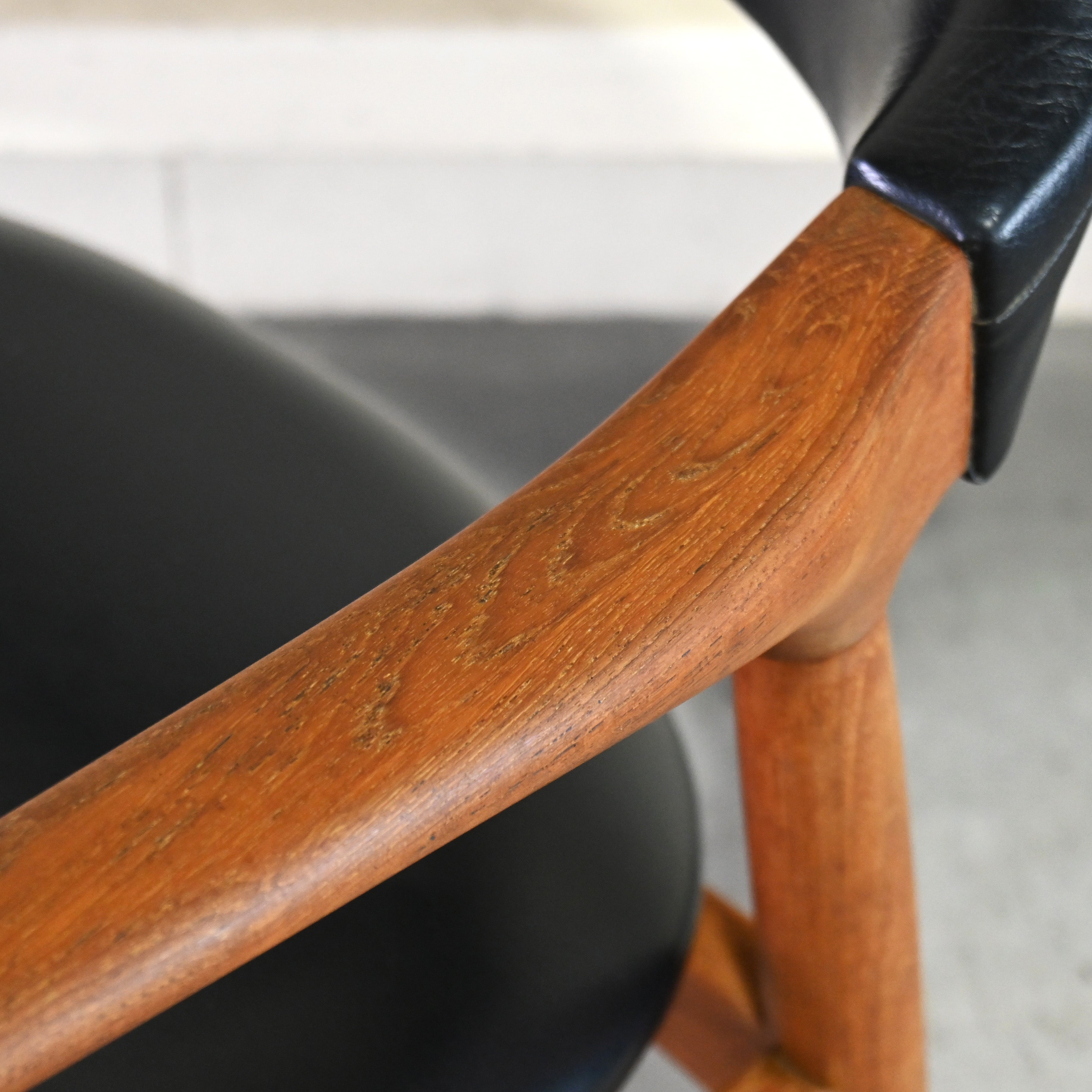 Tsuji mokko Arm chair Teakwood 1970's Japanese modern design / 辻木工 アームチェア チーク材 1970年代 ジャパニーズモダンデザイン