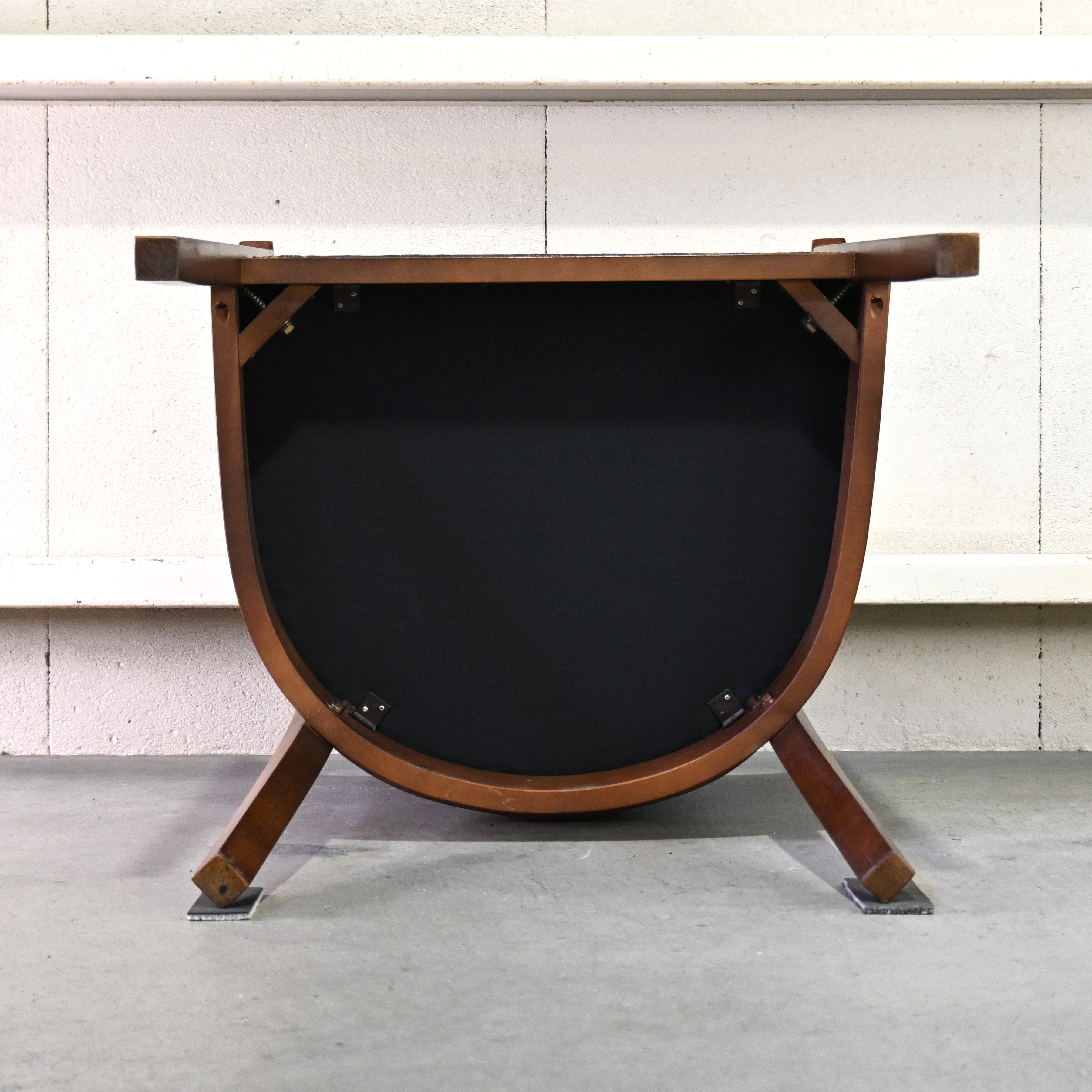 ZMG Radomsko Beech wood arm chair Made in Poland European classical style / ZMG ラドムスコ ブナ材 アームチェア ポーランド製 ヨーロピアンクラシカルスタイル