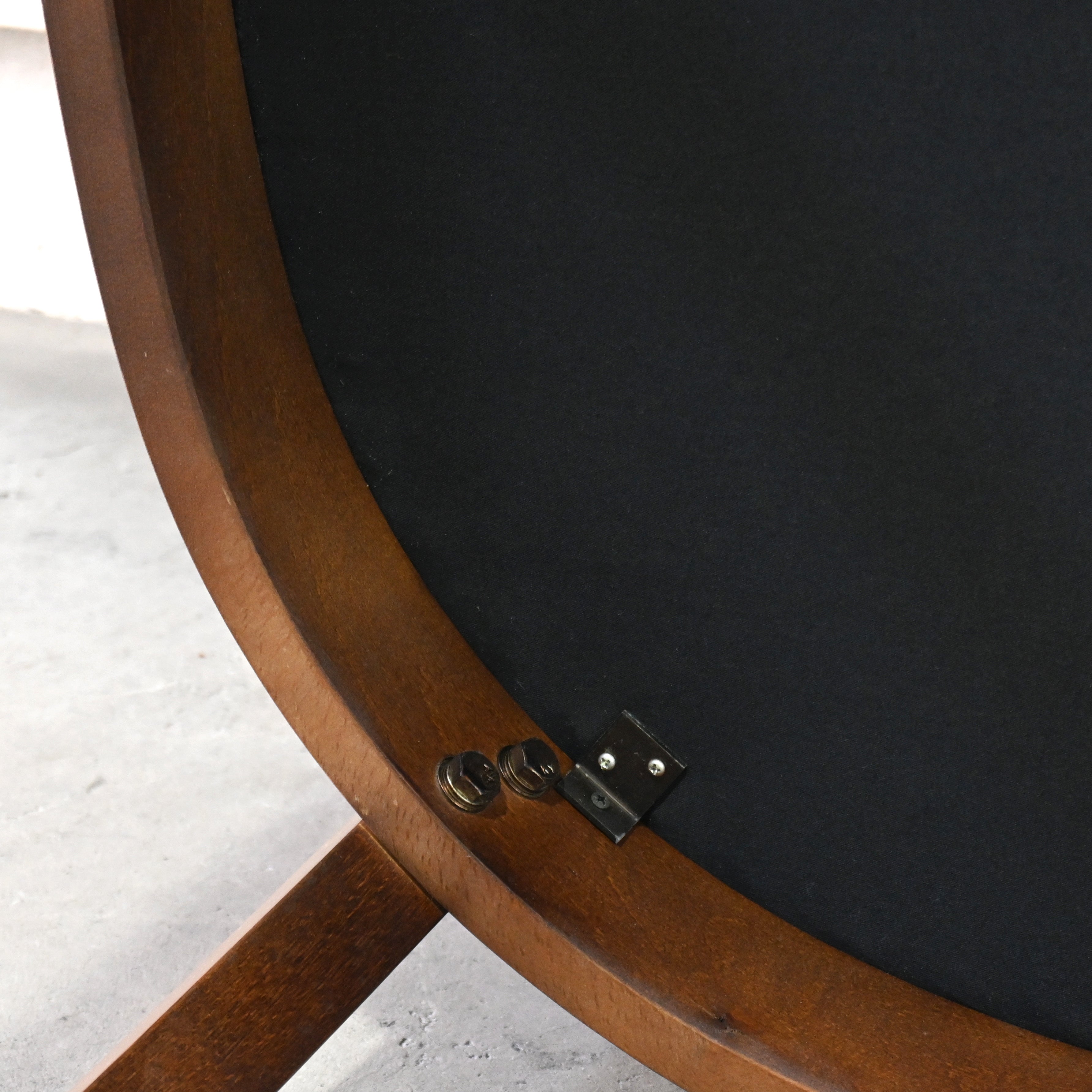 ZMG Radomsko Beech wood arm chair Made in Poland European classical style / ZMG ラドムスコ ブナ材 アームチェア ポーランド製 ヨーロピアンクラシカルスタイル