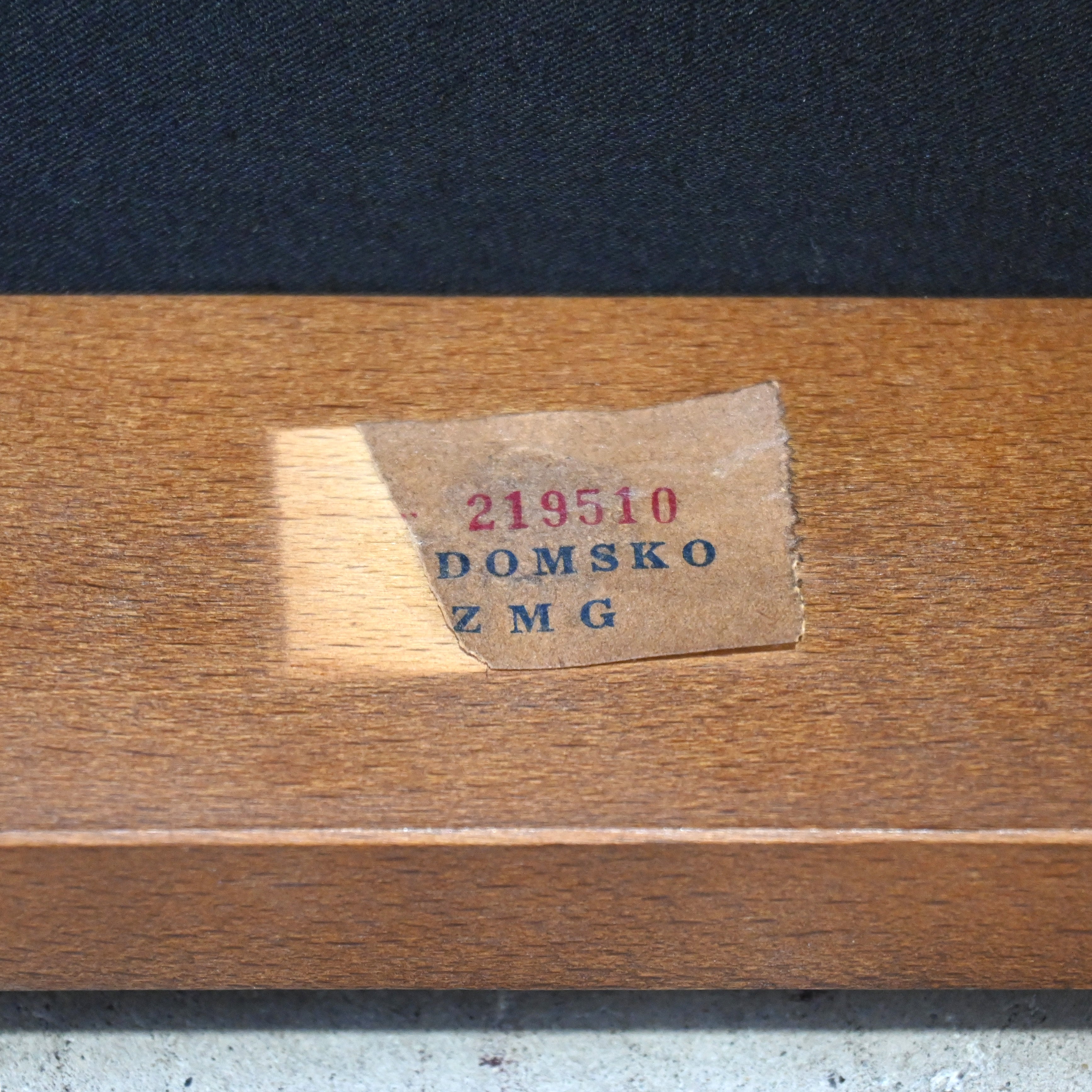 ZMG Radomsko Beech wood arm chair Made in Poland European classical style / ZMG ラドムスコ ブナ材 アームチェア ポーランド製 ヨーロピアンクラシカルスタイル