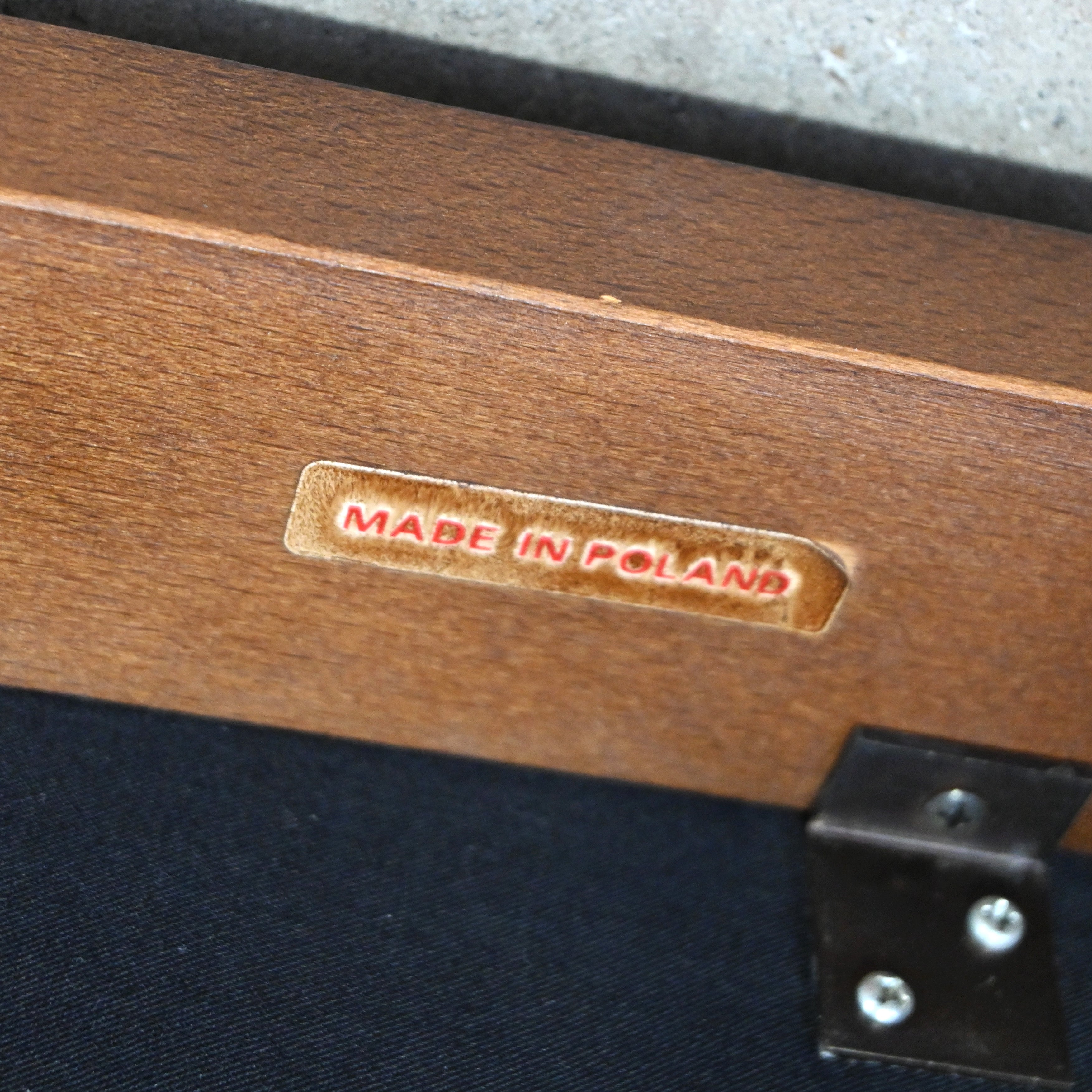 ZMG Radomsko Beech wood arm chair Made in Poland European classical style / ZMG ラドムスコ ブナ材 アームチェア ポーランド製 ヨーロピアンクラシカルスタイル