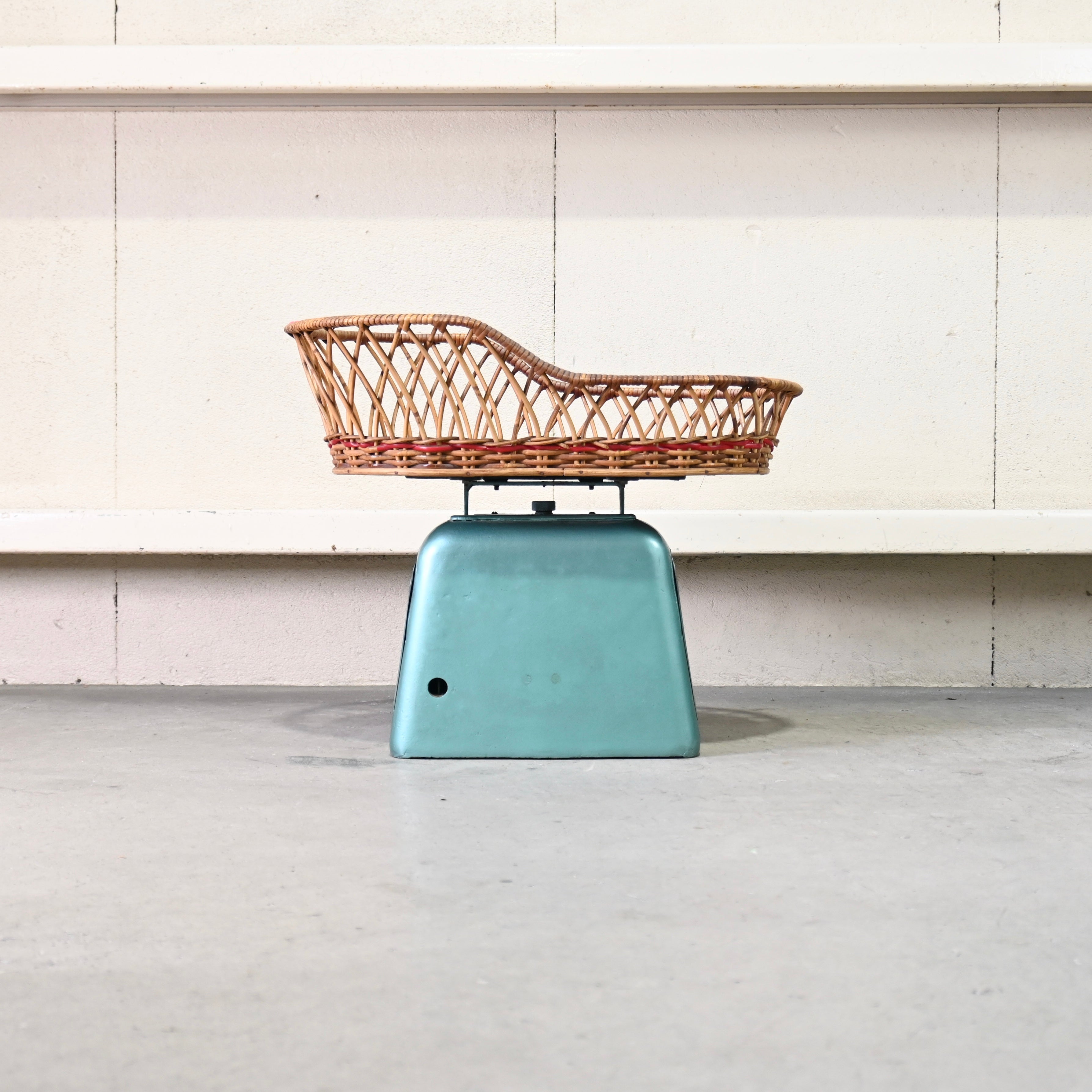 From old hospital Keihoku Baby scale Japan vintage / 京北計器工業 ベビースケール ジャパンヴィンテージ