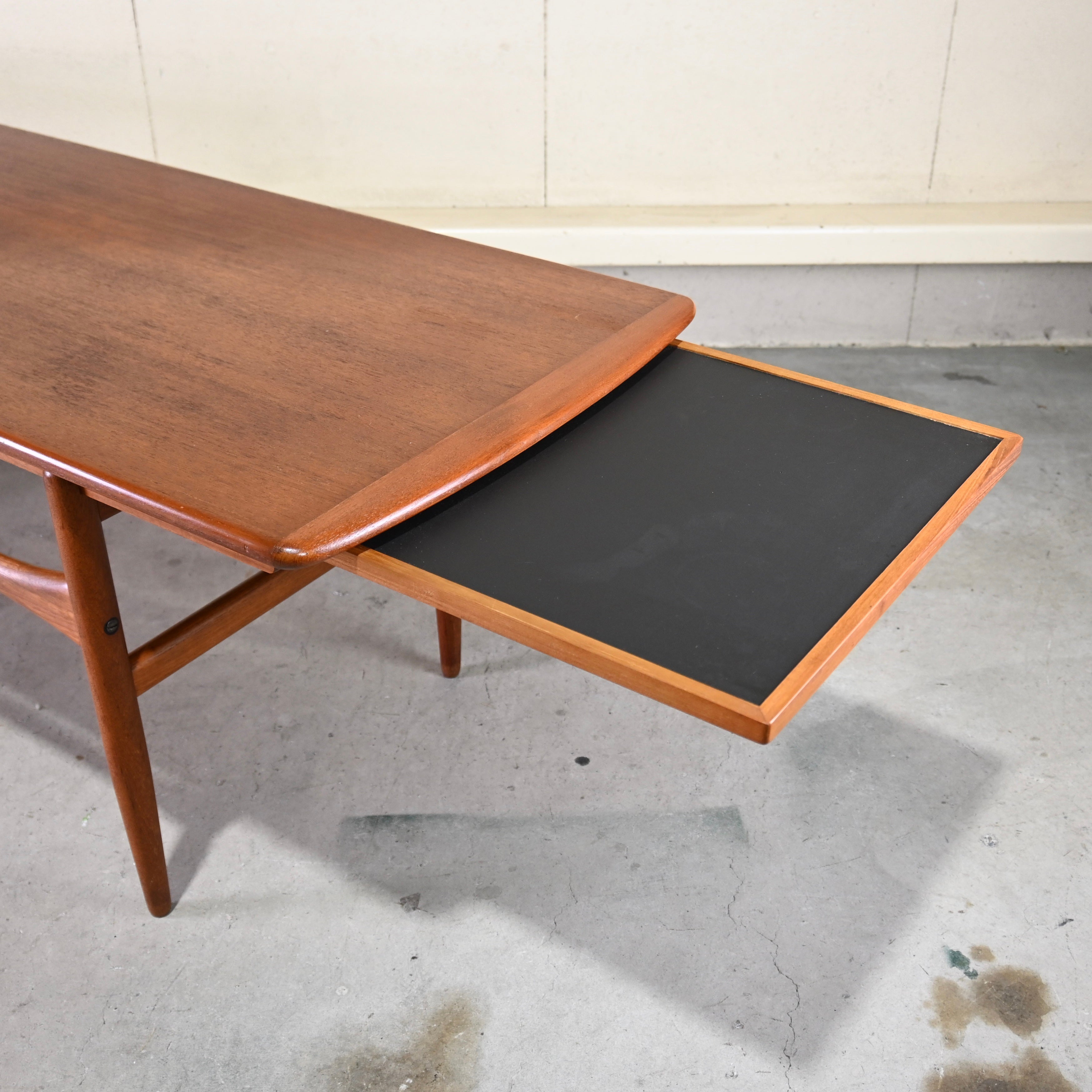 Arrebo Møbler × Andreas Hansen Teakwood Extension center table Danish vintage Midcentury / アレボモブラー アンドレスハンセン チーク材 エクステンション センターテーブル デンマークヴィンテージ ミットセンチュリー