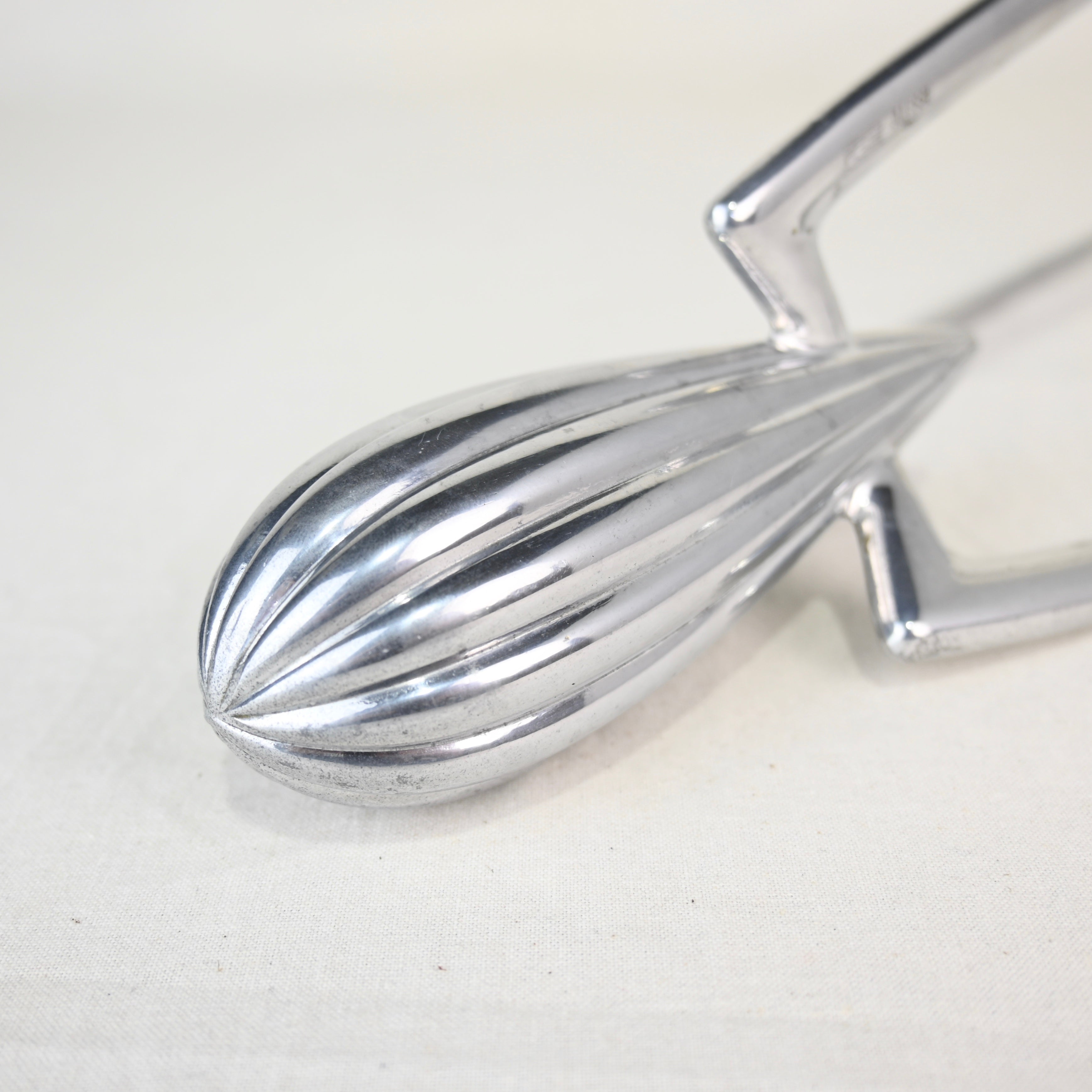 ALESSI JUICY SALIF Lemon squeezer Philippe Starck Italian modern / アレッシィ ジューシーサリフ レモンスクイーザー レモン絞り器 フィリップスタルク イタリアンモダンデザイン