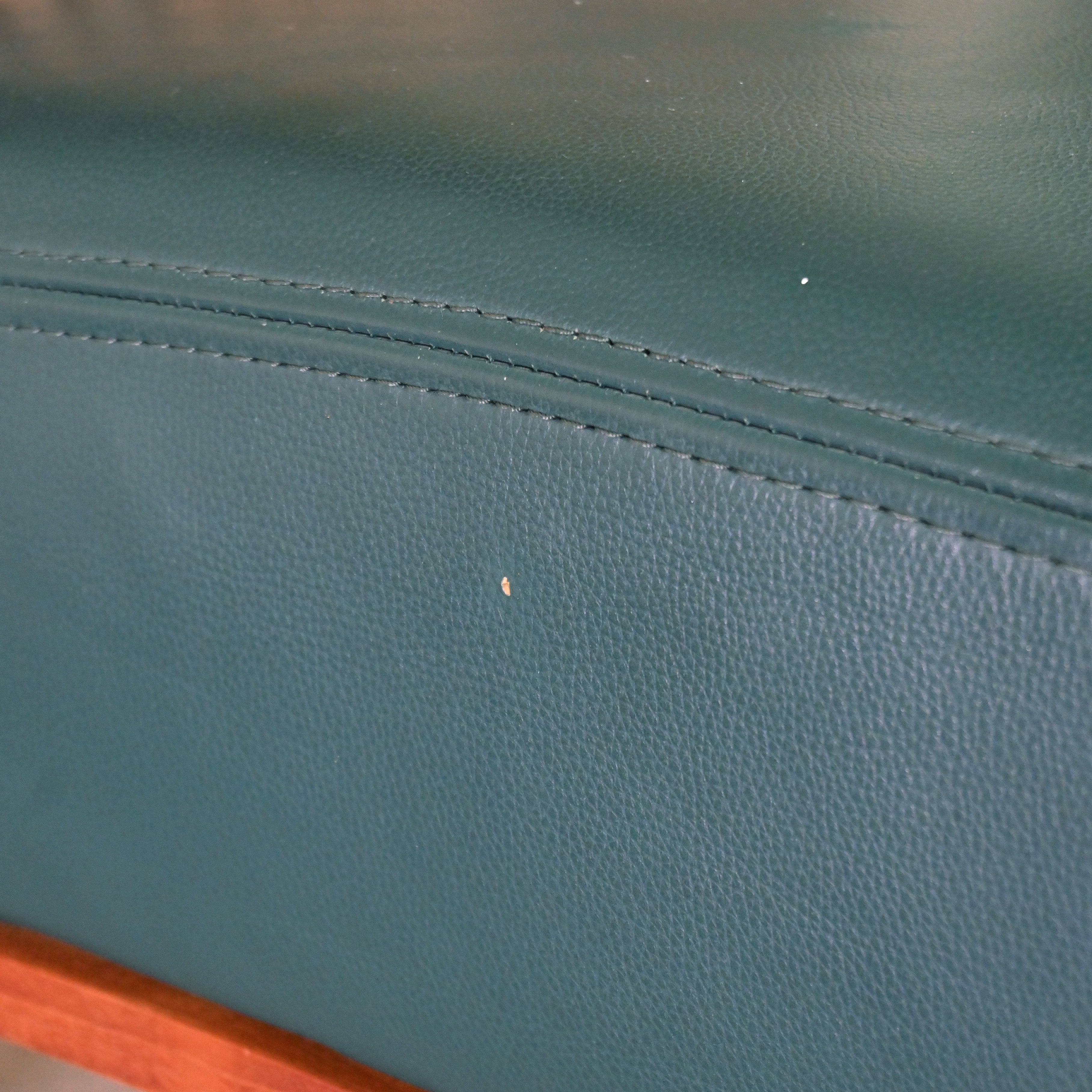 BC Kobo Teakwood × Leather Lounge chair Wide Green Japanese modern Scandinavian design / BC工房 チーク材 × リアルレザー ラウンジチェア ワイド グリーン ジャパニーズモダン 北欧デザイン