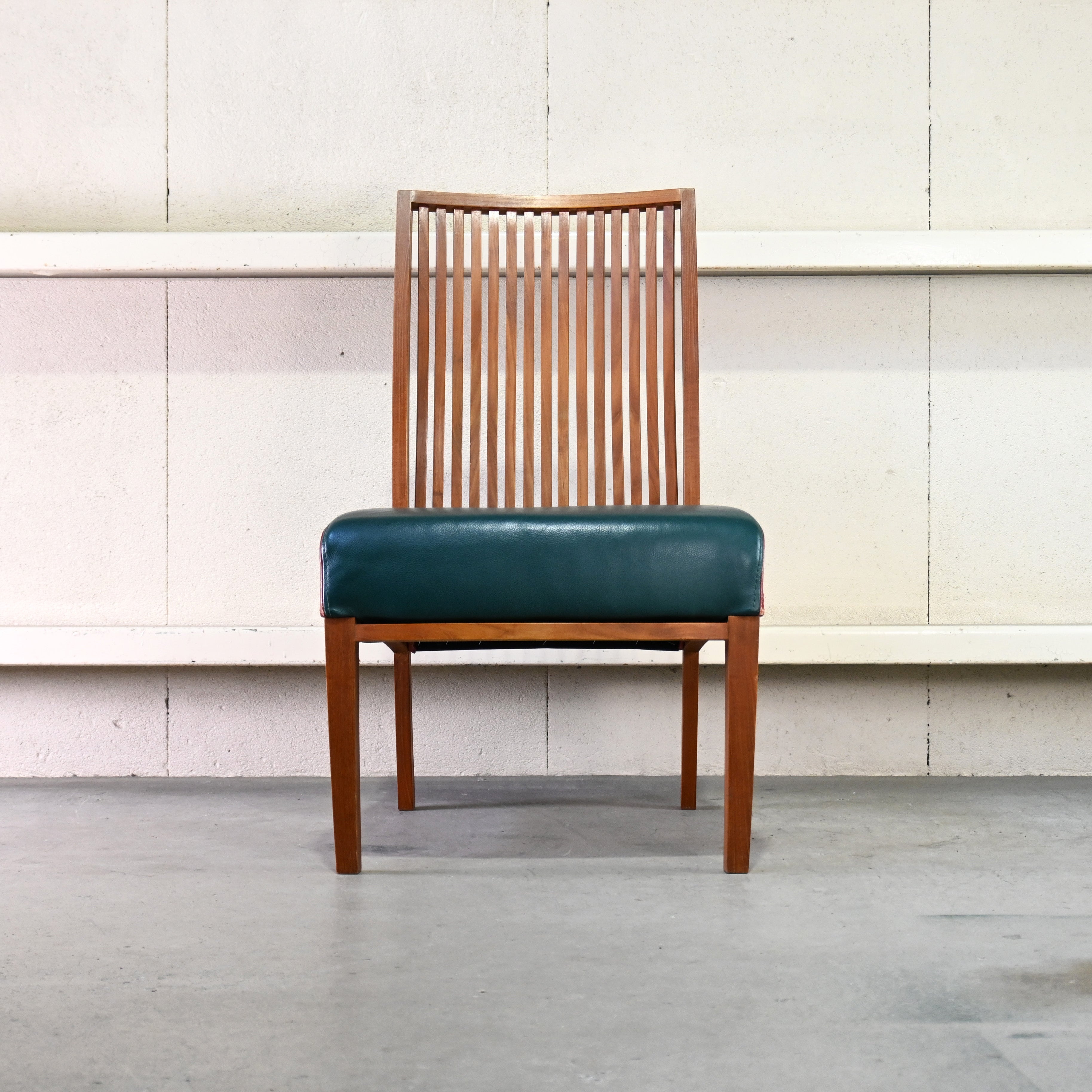 BC Kobo Teakwood × Leather Lounge chair Japanese modern Scandinavian design [A] Brick red [B] Green / BC工房 チーク材 × リアルレザー ラウンジチェア ジャパニーズモダン 北欧デザイン [A] ブリックレッド [B] グリーン