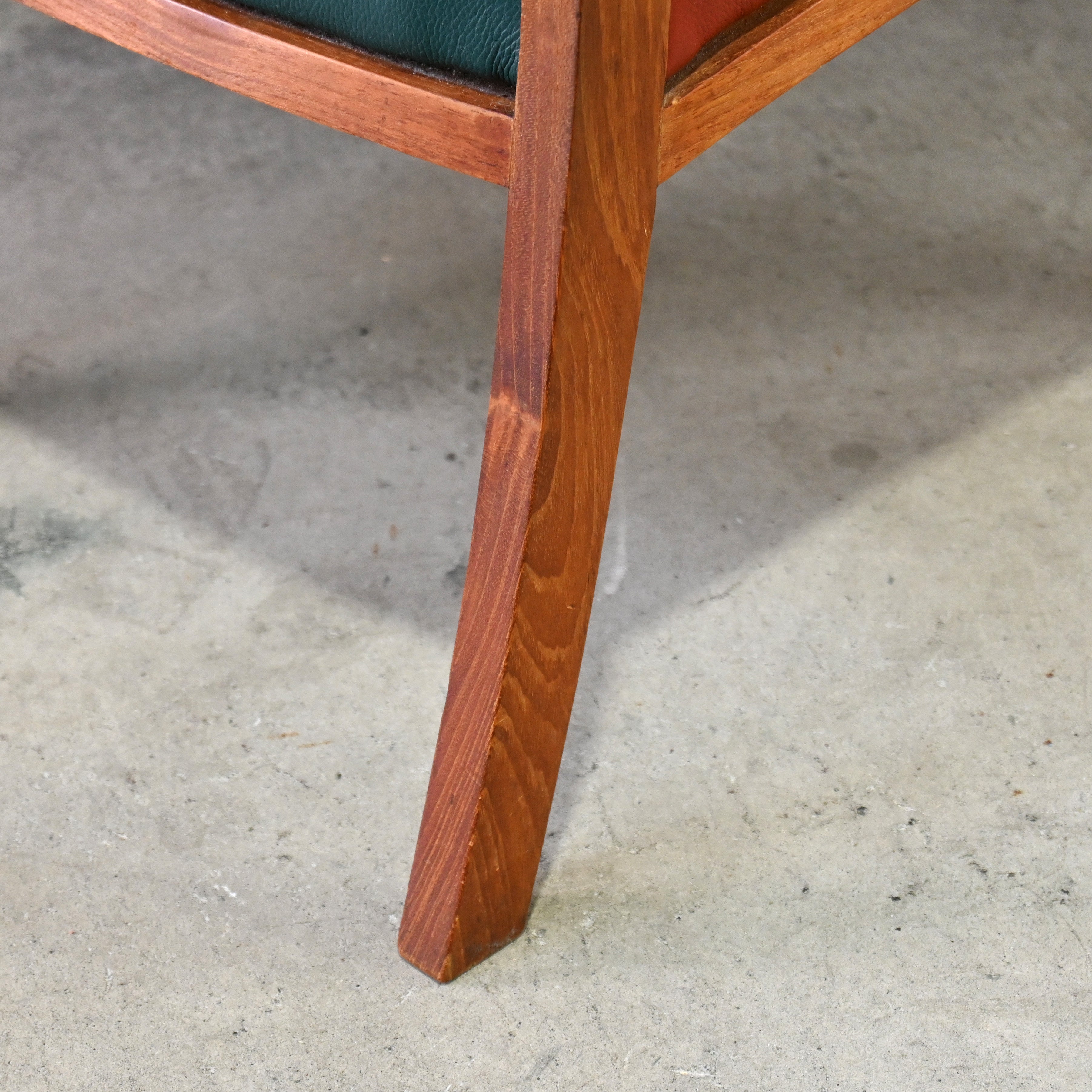 BC Kobo Teakwood × Leather Lounge chair Japanese modern Scandinavian design [A] Brick red [B] Green / BC工房 チーク材 × リアルレザー ラウンジチェア ジャパニーズモダン 北欧デザイン [A] ブリックレッド [B] グリーン