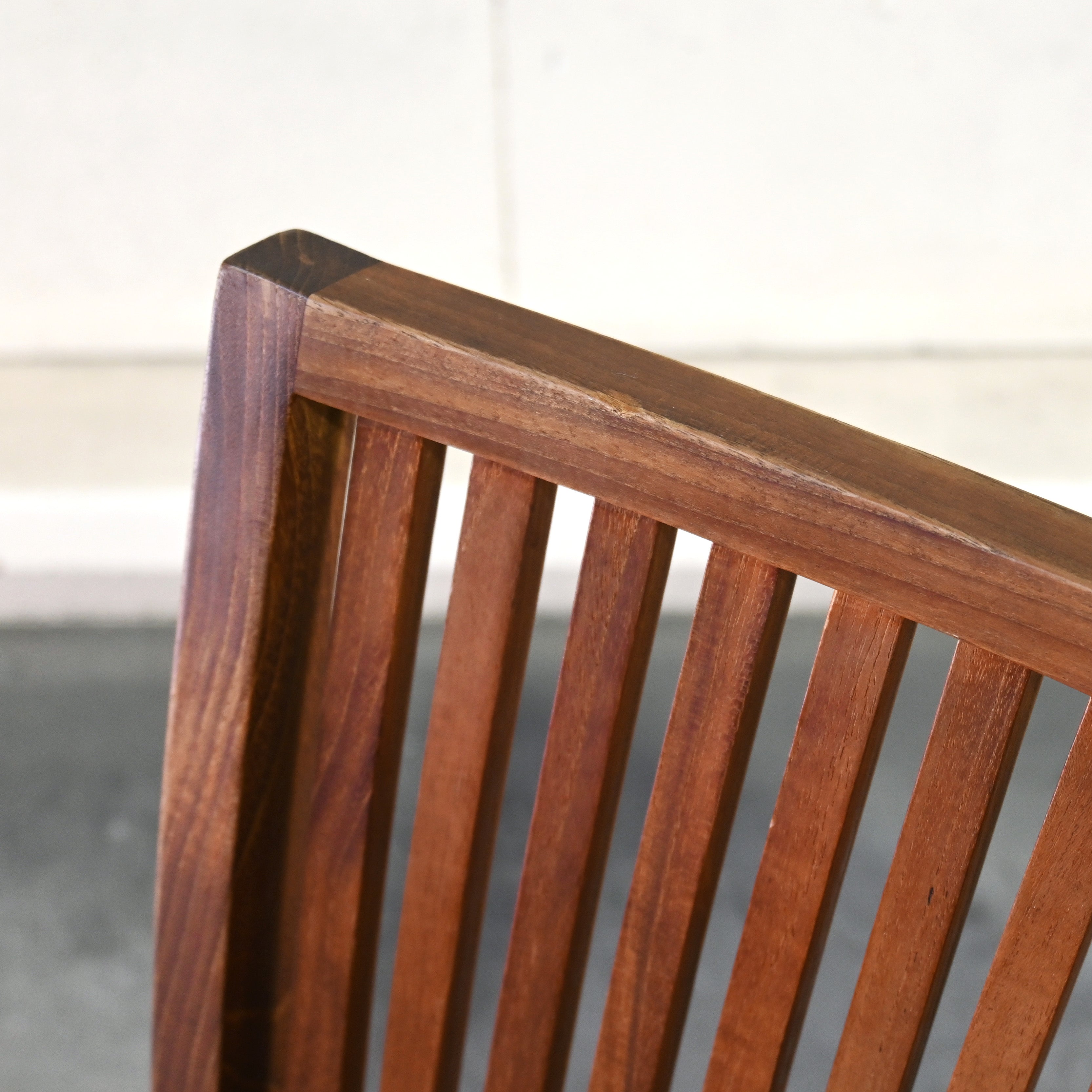 BC Kobo Teakwood × Leather Lounge chair Japanese modern Scandinavian design [A] Brick red [B] Green / BC工房 チーク材 × リアルレザー ラウンジチェア ジャパニーズモダン 北欧デザイン [A] ブリックレッド [B] グリーン