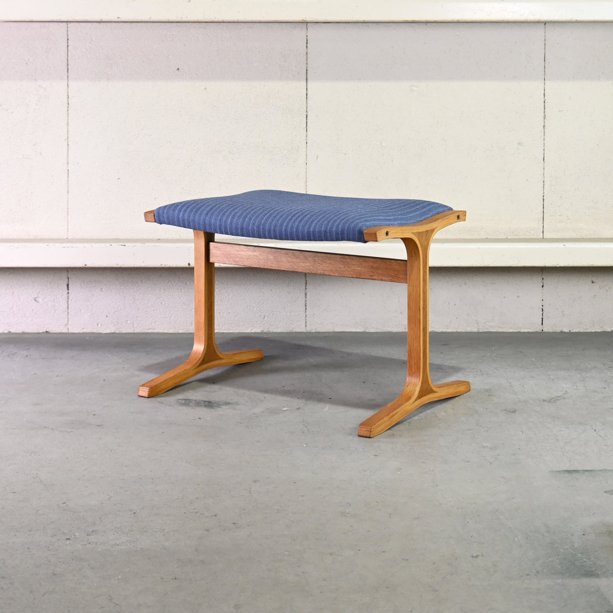 Tendo mokko Mitsumasa Sugasawa Heron Vintage Ottoman Oakwood 