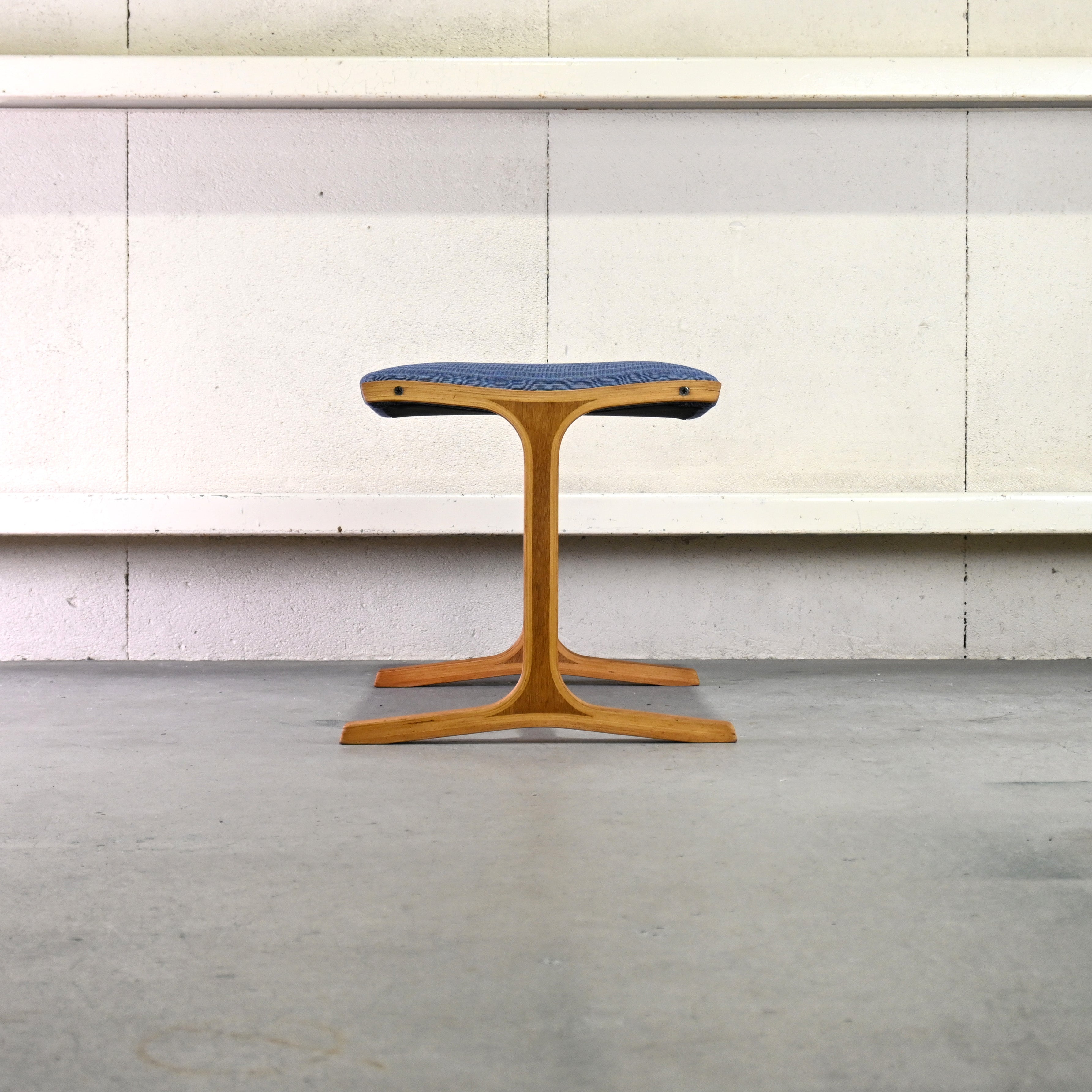 Tendo mokko Mitsumasa Sugasawa Heron Vintage Ottoman Oakwood × Fabric Remake Japanese modern style / 天童木工 菅澤光政 ヘロン ヴィンテージ オットマン オーク材 × ファブリック リメイク ジャパニーズモダンスタイル