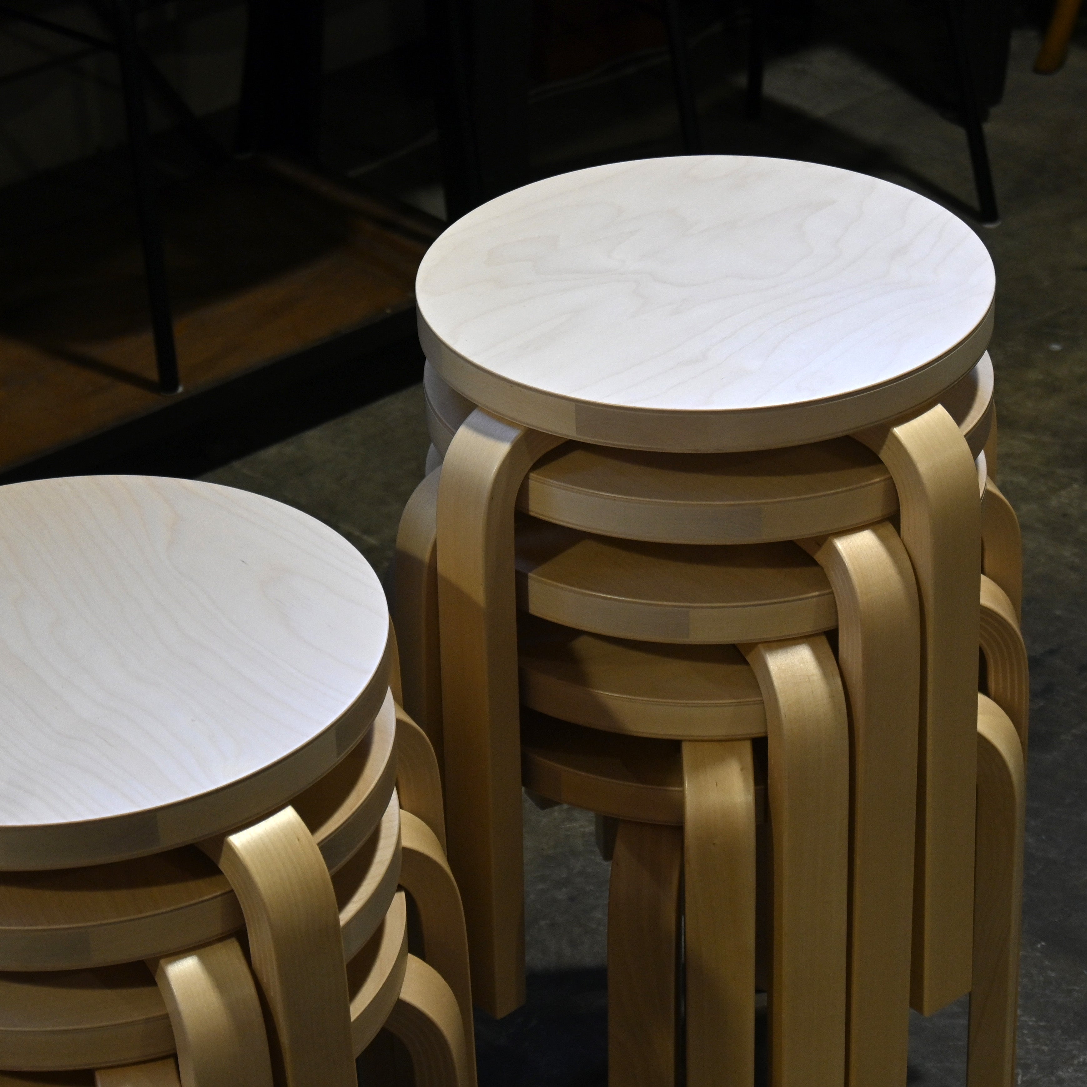 Artek Alvar Aalto Stool E60 Birch wood Natural lacquer 2025’s Scandinavian design / アルテック アルヴァ・アアルト スツールE60 バーチ材 ナチュラルラッカー 2025年出荷品 北欧デザイン