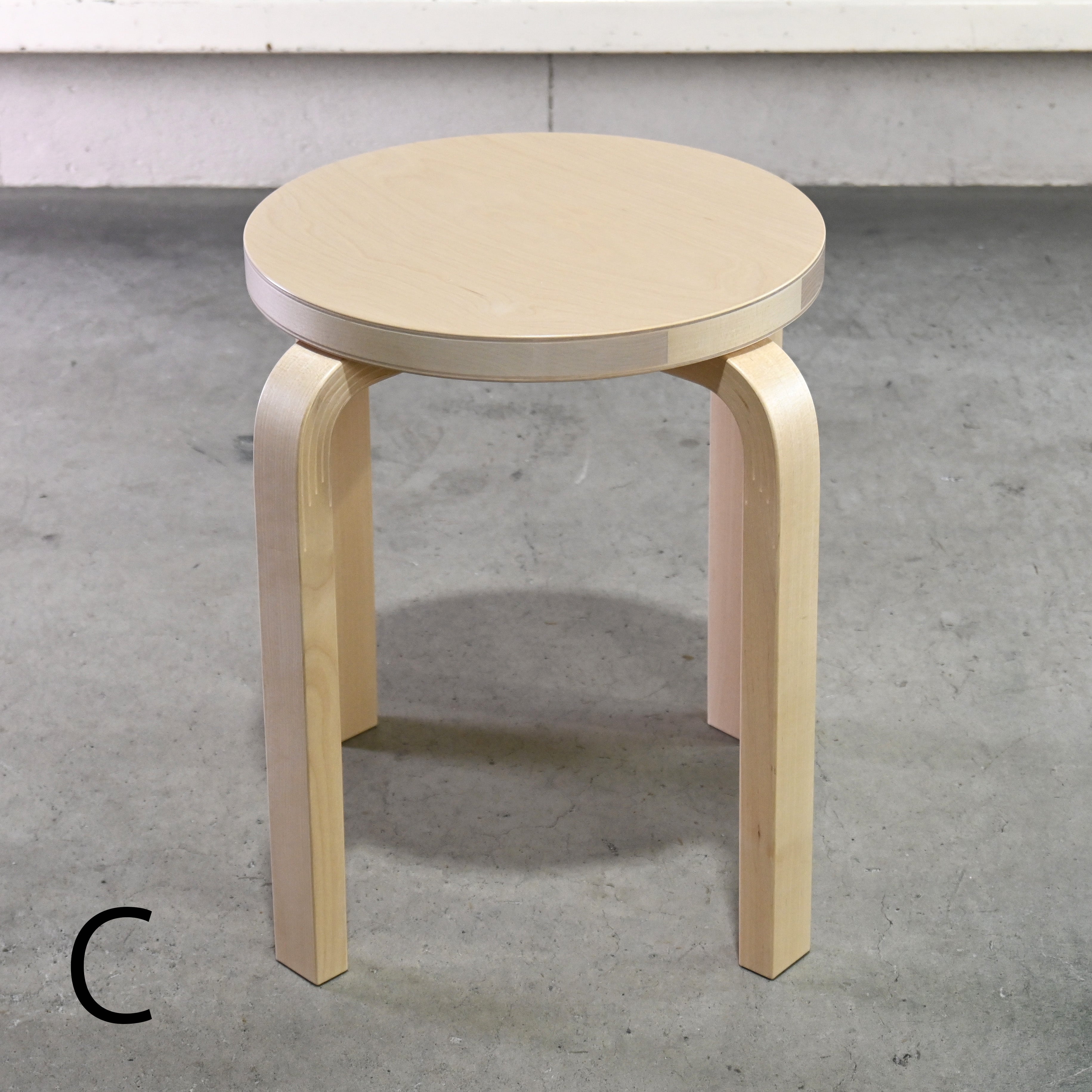 Artek Alvar Aalto Stool E60 Birch wood Natural lacquer 2025’s Scandinavian design / アルテック アルヴァ・アアルト スツールE60 バーチ材 ナチュラルラッカー 2025年出荷品 北欧デザイン