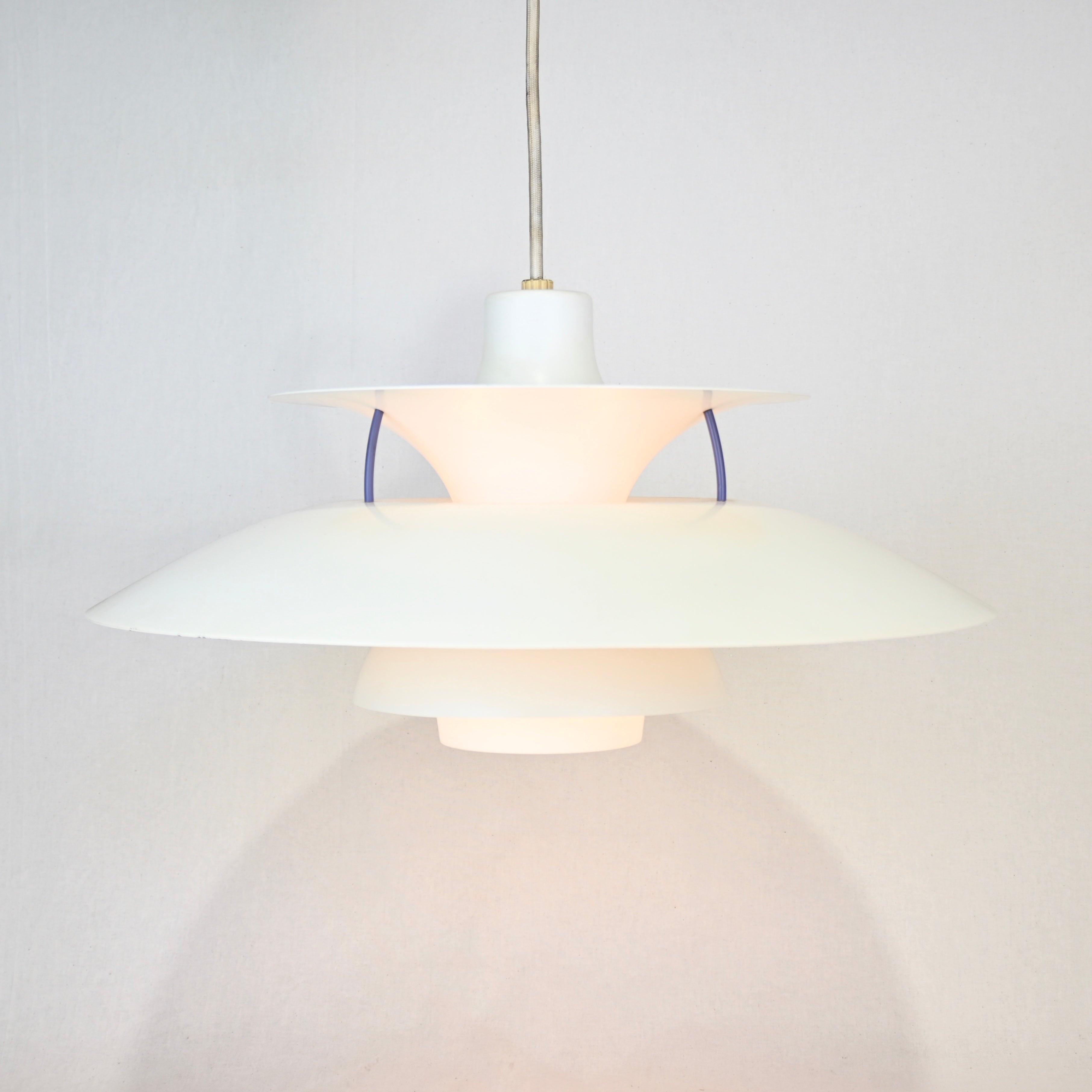 YAMAGIWA Louis Poulsen Poul Henningsen Pendant light PH 5 Vintage white Scandinavian design / ヤマギワ スイスポールセン ポールヘニングセン ペンダントライト PH 5 ヴィンテージ ホワイト 北欧デザイン