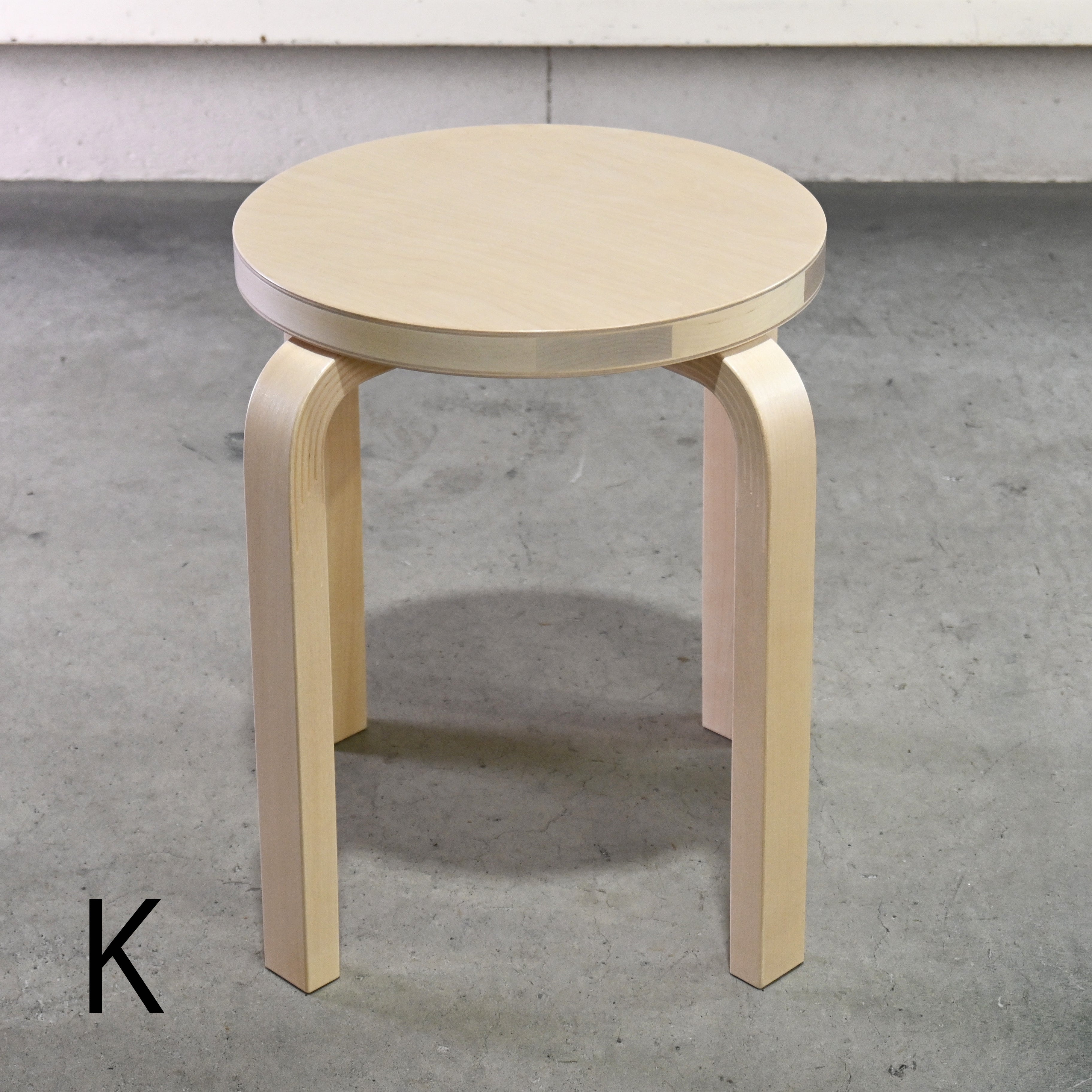 Artek Alvar Aalto Stool E60 Birch wood Natural lacquer 2025’s Scandinavian design / アルテック アルヴァ・アアルト スツールE60 バーチ材 ナチュラルラッカー 2025年出荷品 北欧デザイン