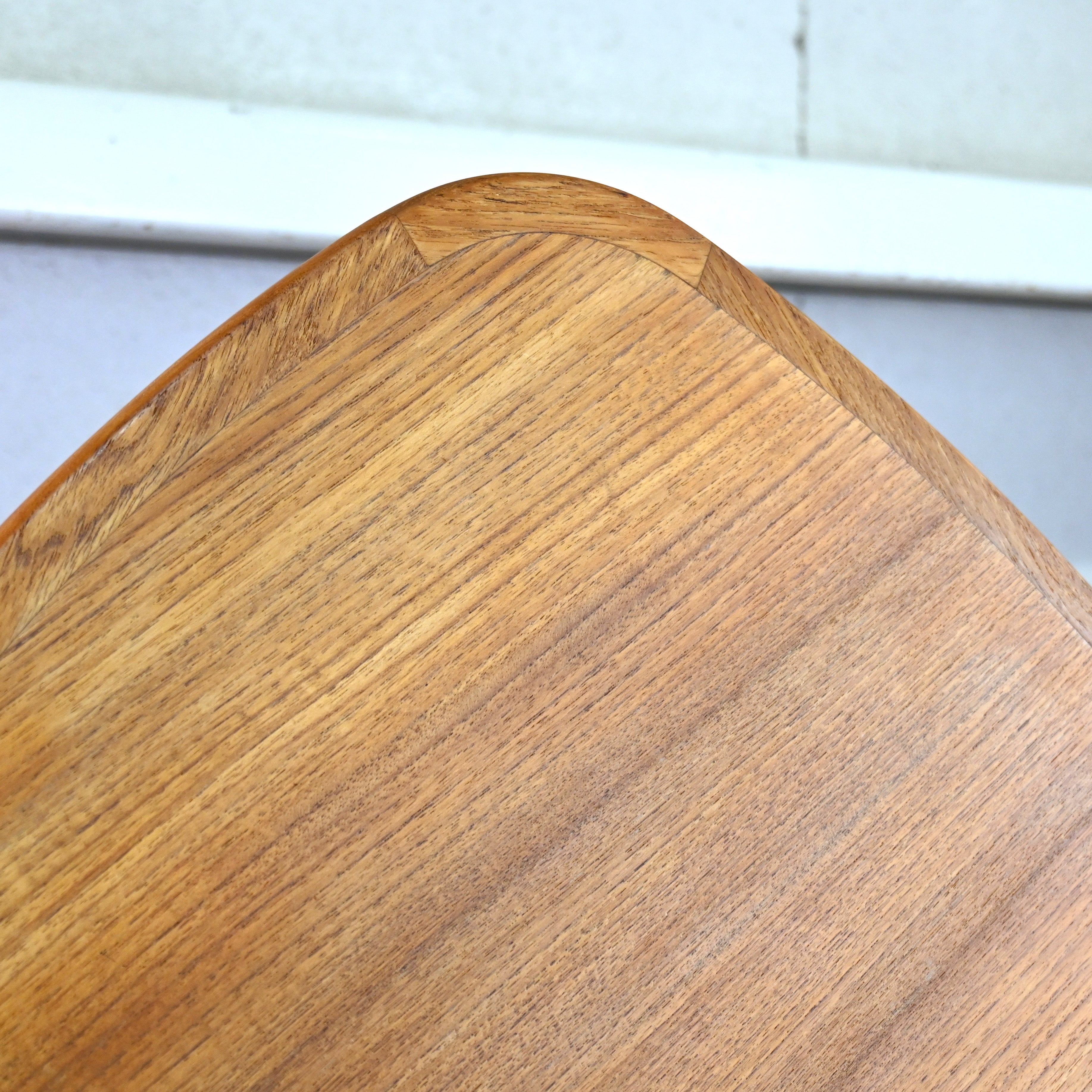 Teakwood Triangle top 3 Legs Coffee table Scandinavian vintage Modern design / チーク材 トライアングル天板 3本脚 コーヒーテーブル 北欧ヴィンテージ モダンデザイン