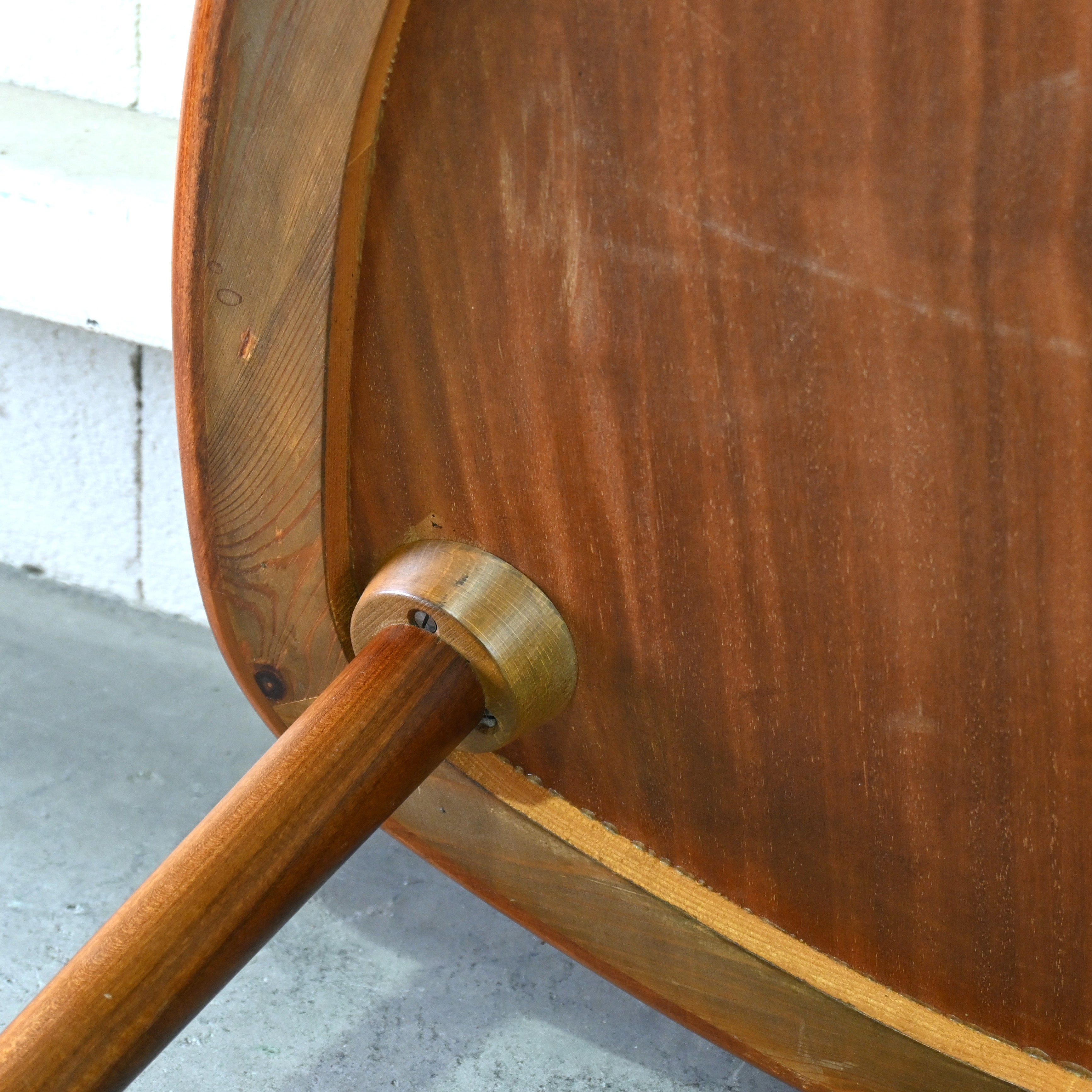 Teakwood Triangle top 3 Legs Coffee table Scandinavian vintage Modern design / チーク材 トライアングル天板 3本脚 コーヒーテーブル 北欧ヴィンテージ モダンデザイン