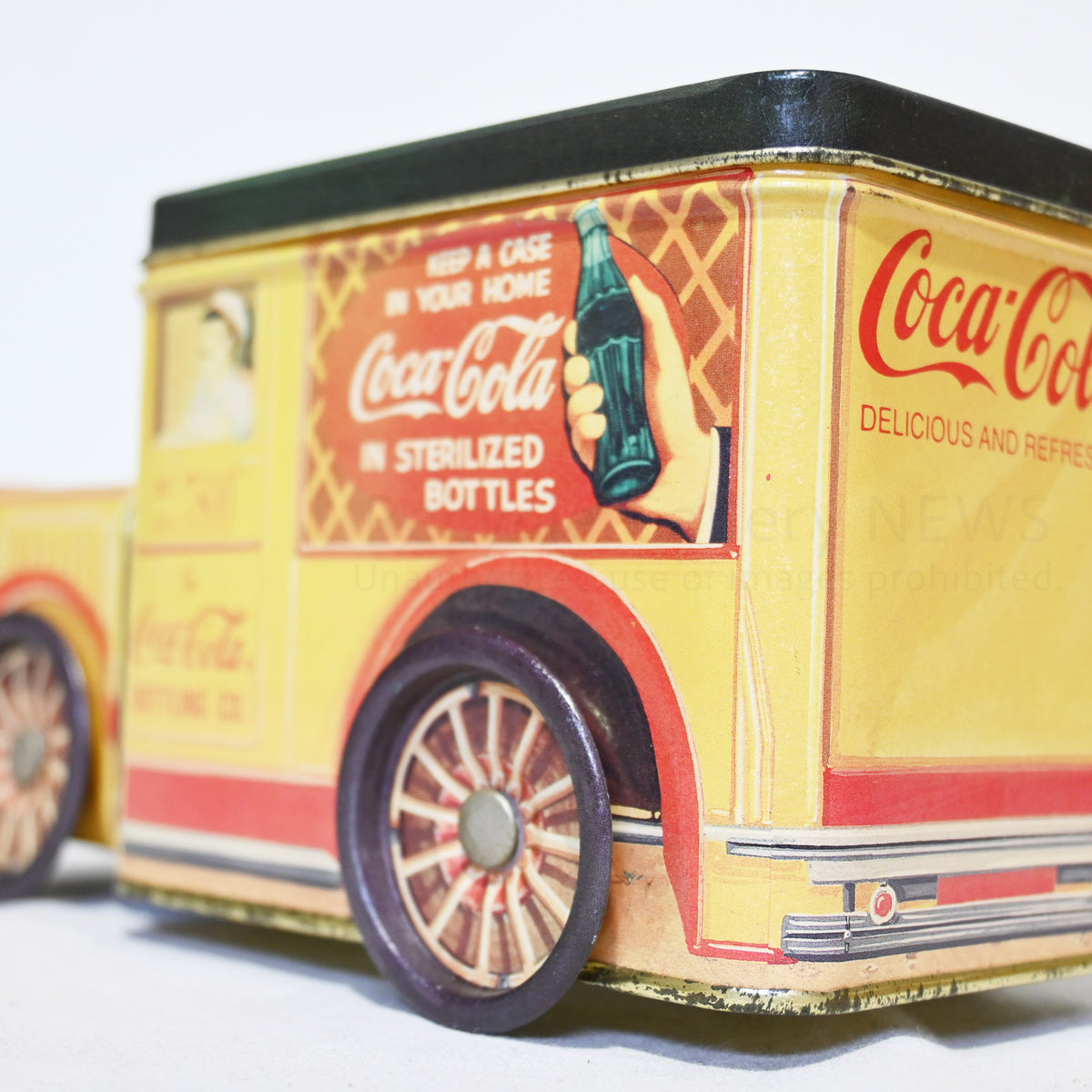 Coca-Cola Truck Tin Can 1990s Vintage Retro / コカコーラ トラック 