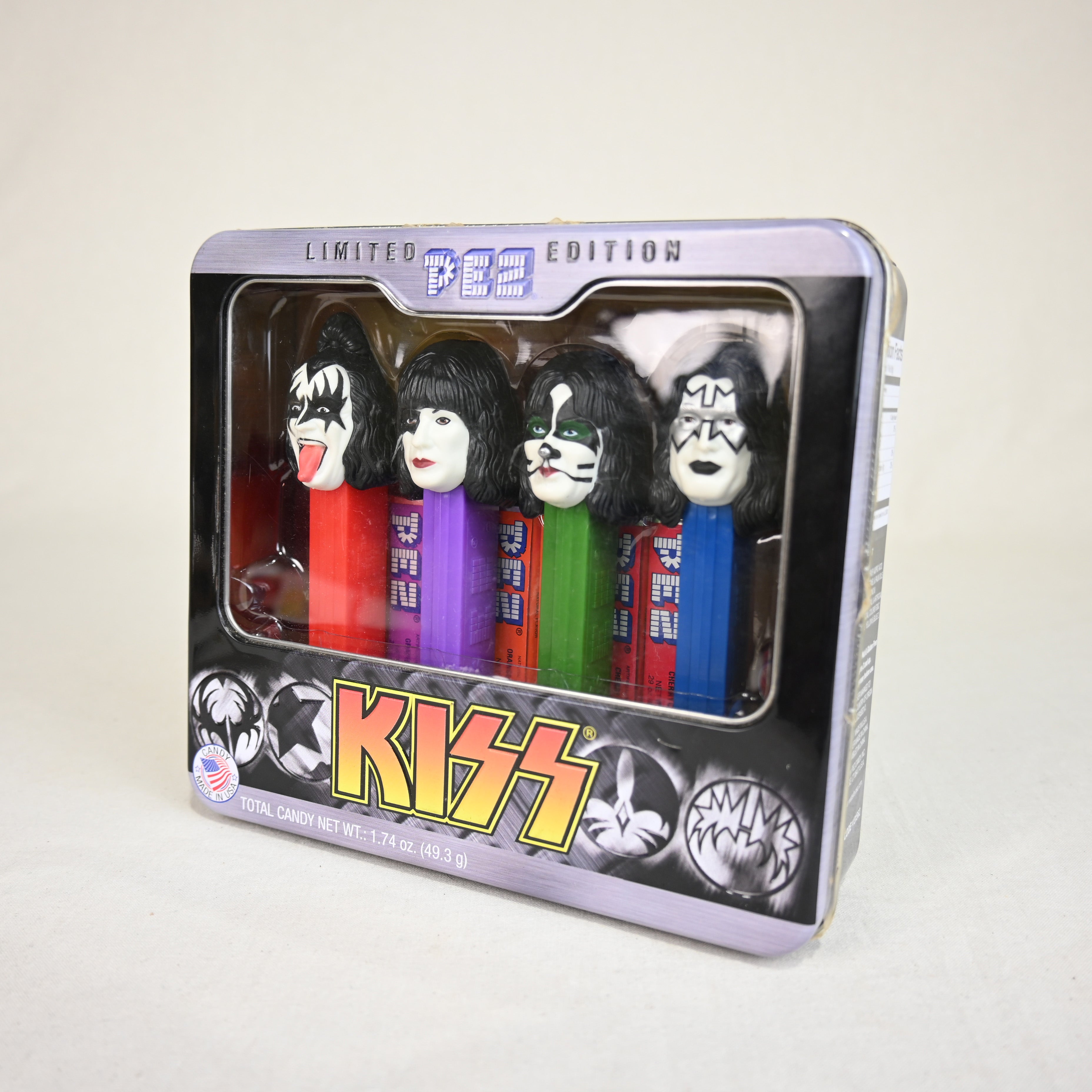 KISS PEZ dispensers Gift tin Unopened 2012 U.S.A  / キッス PEZ ディスペンサー ギフト缶 未開封 アメリカ