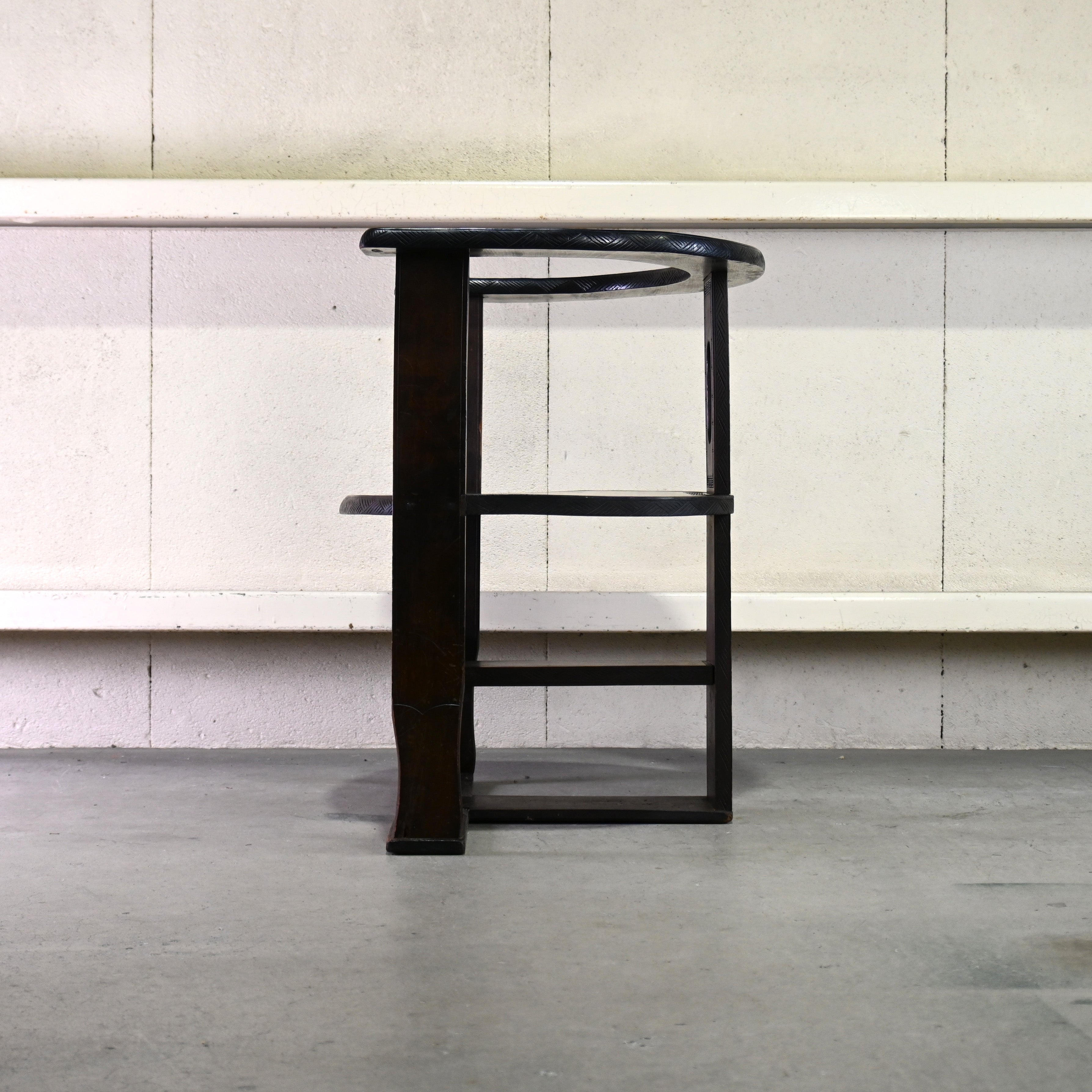 Japanese antique Karuizawa Carving Horseshoe Arm chair chinoiserie / 和製アンティーク 軽井沢彫 馬蹄型 アームチェア 大正浪漫 シノワズリ