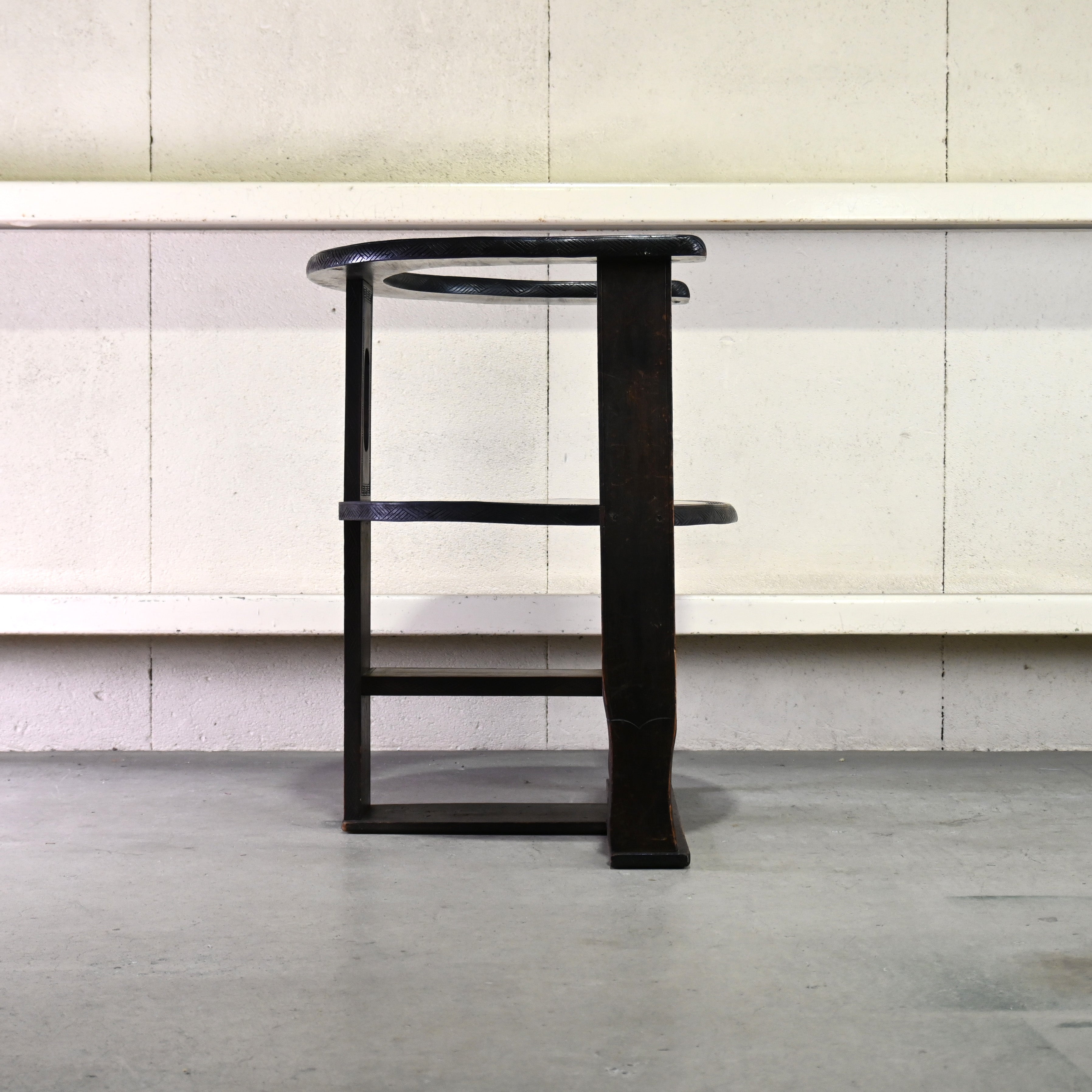 Japanese antique Karuizawa Carving Horseshoe Arm chair chinoiserie / 和製アンティーク 軽井沢彫 馬蹄型 アームチェア 大正浪漫 シノワズリ