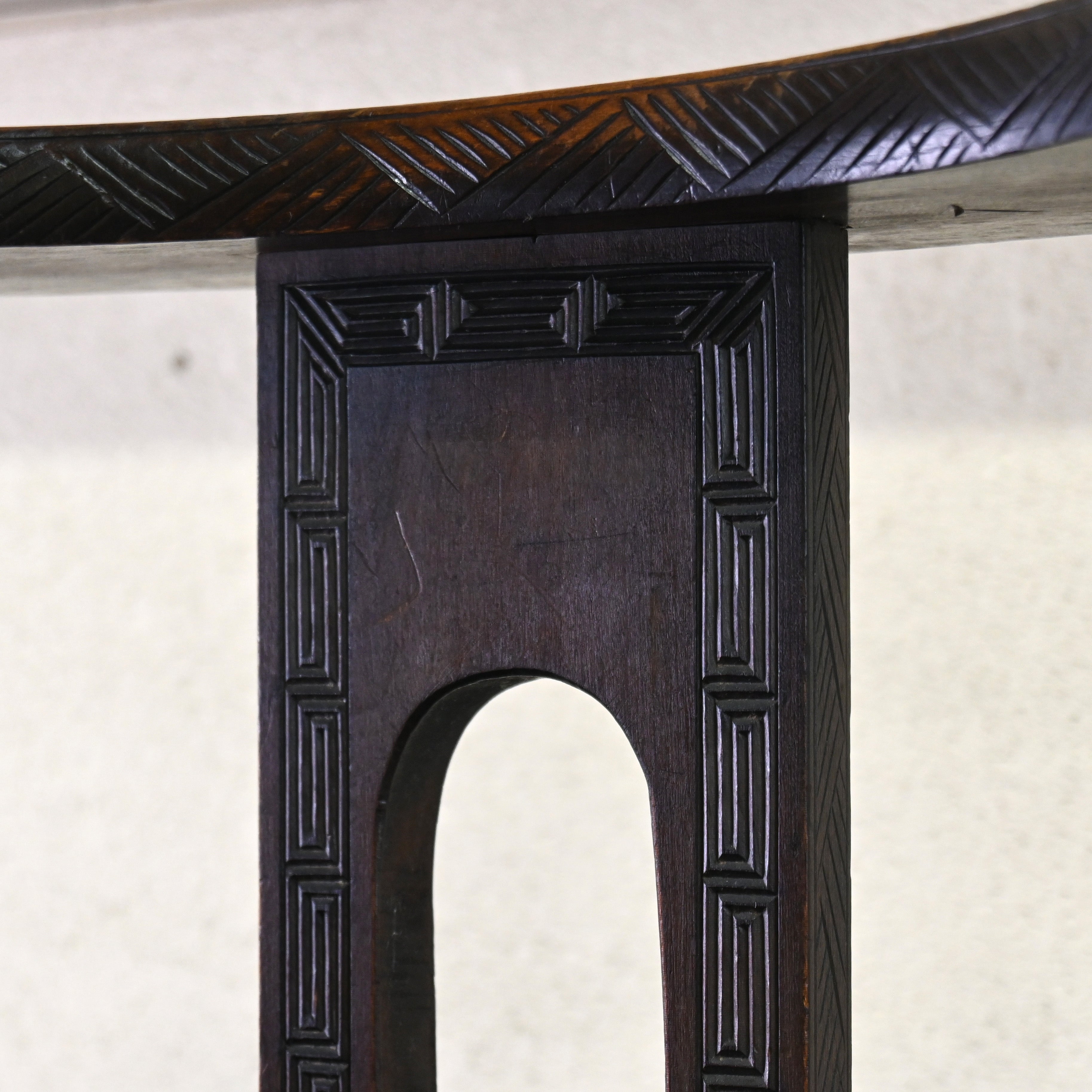 Japanese antique Karuizawa Carving Horseshoe Arm chair chinoiserie / 和製アンティーク 軽井沢彫 馬蹄型 アームチェア 大正浪漫 シノワズリ