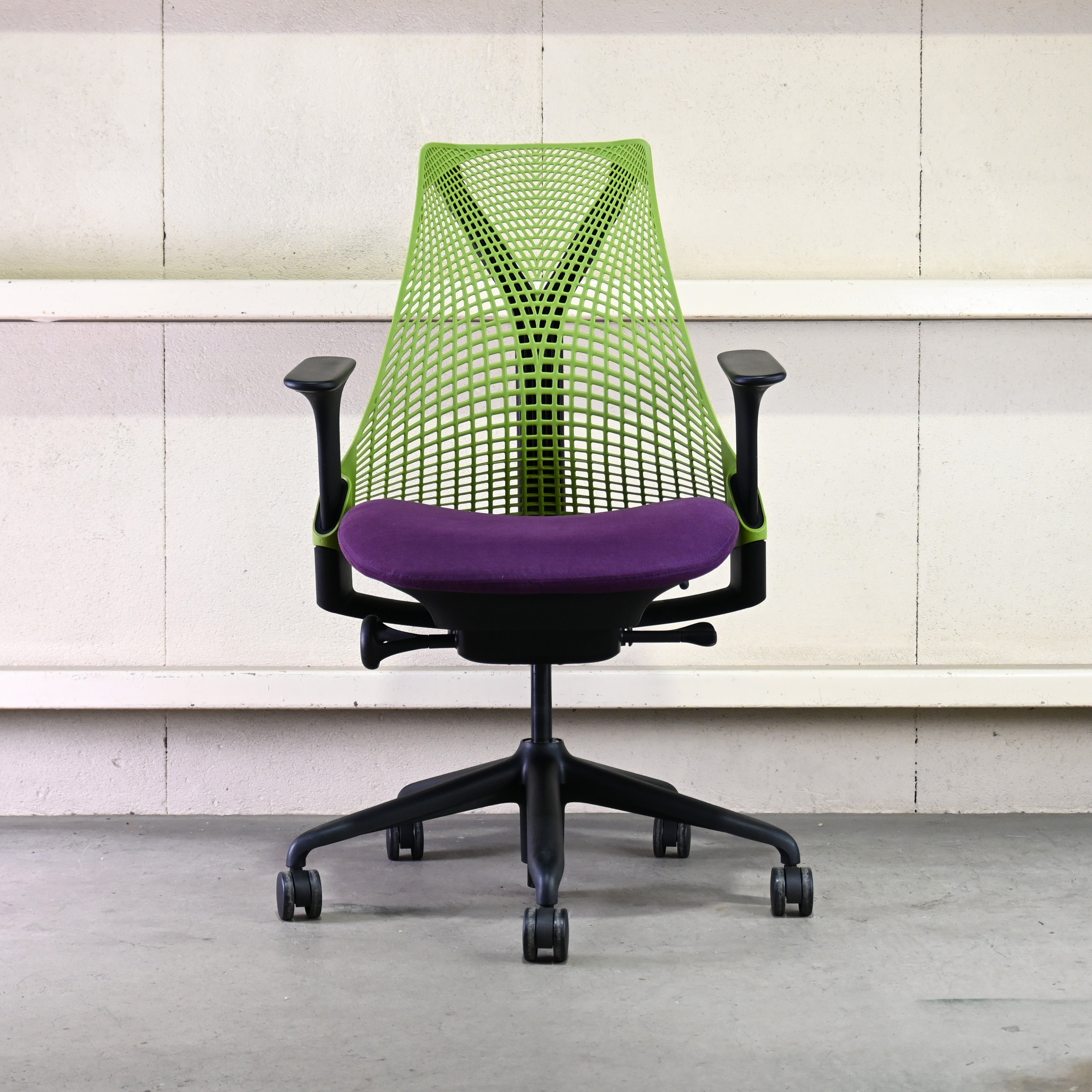 Herman Miller Sayl Chair Yves Behar Purple &  Green apple Work chair American modern design / ハーマンミラー セイルチェア イヴ・ベアール パープル & グリーンアップル ワークチェア アメリカンモダンデザイン