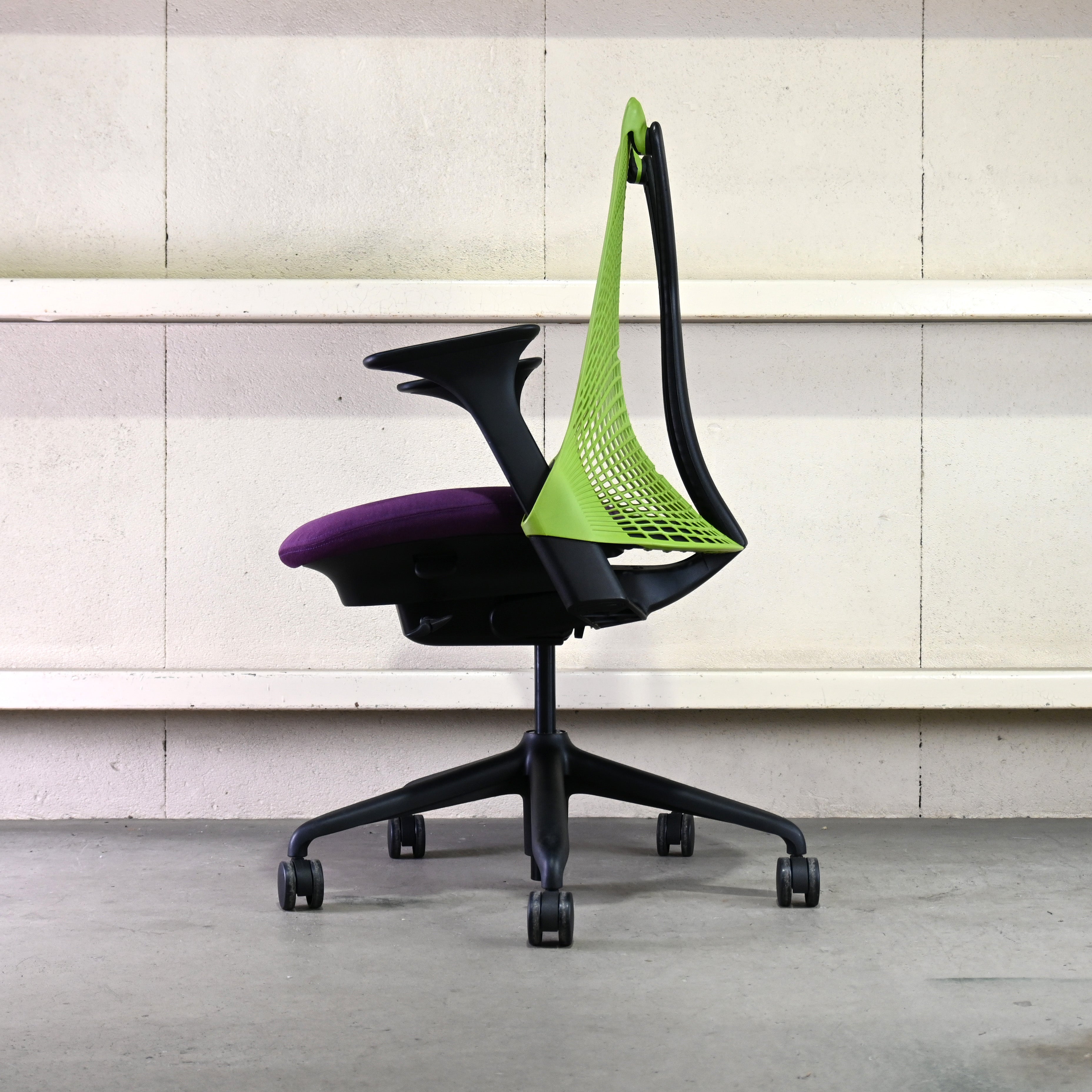 Herman Miller Sayl Chair Yves Behar Purple &  Green apple Work chair American modern design / ハーマンミラー セイルチェア イヴ・ベアール パープル & グリーンアップル ワークチェア アメリカンモダンデザイン