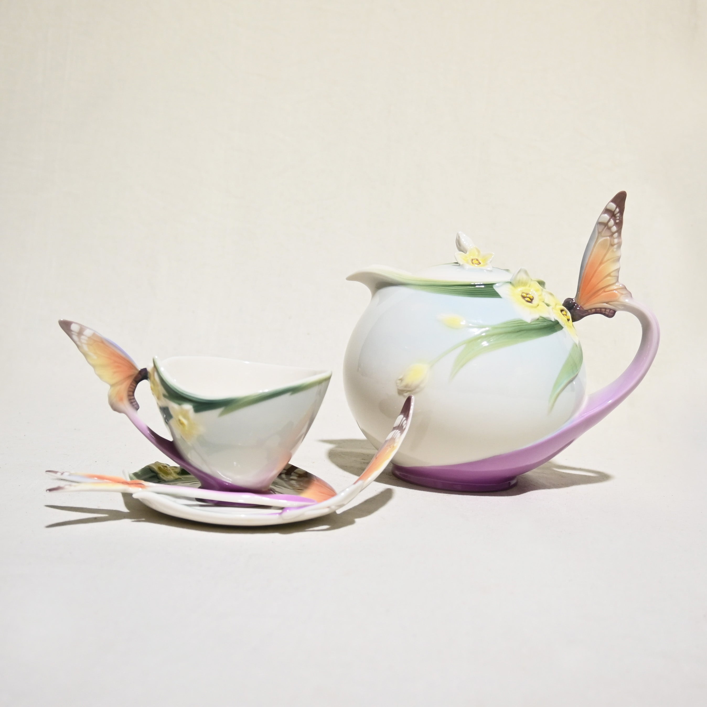 Franz Collection Papillon Butterfly Teapot Taiwan / フランツ 蝶舞 陶磁器 ティーポット 台湾