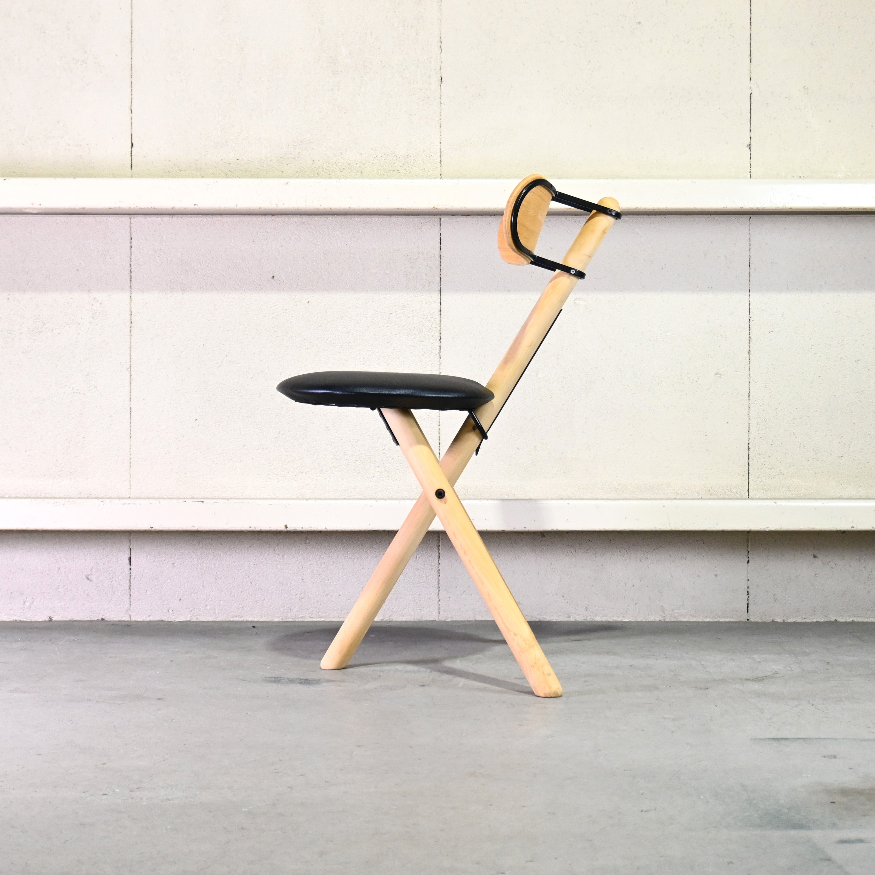 Calligaris Folding stool Remake PVC Leather Beech wood 1990's Italian modern design / カリガリス フォールディングスツール リメイク PVCレザー ビーチ材 1990年代 イタリアンモダンデザイン