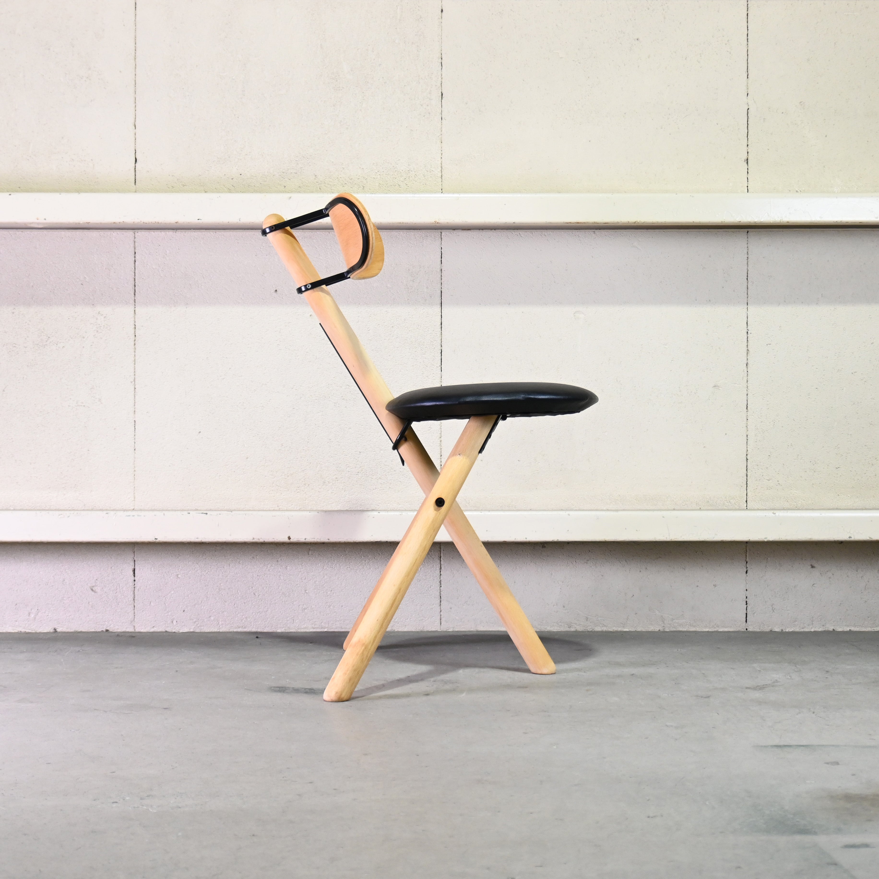 Calligaris Folding stool Remake PVC Leather Beech wood 1990's Italian modern design / カリガリス フォールディングスツール リメイク PVCレザー ビーチ材 1990年代 イタリアンモダンデザイン