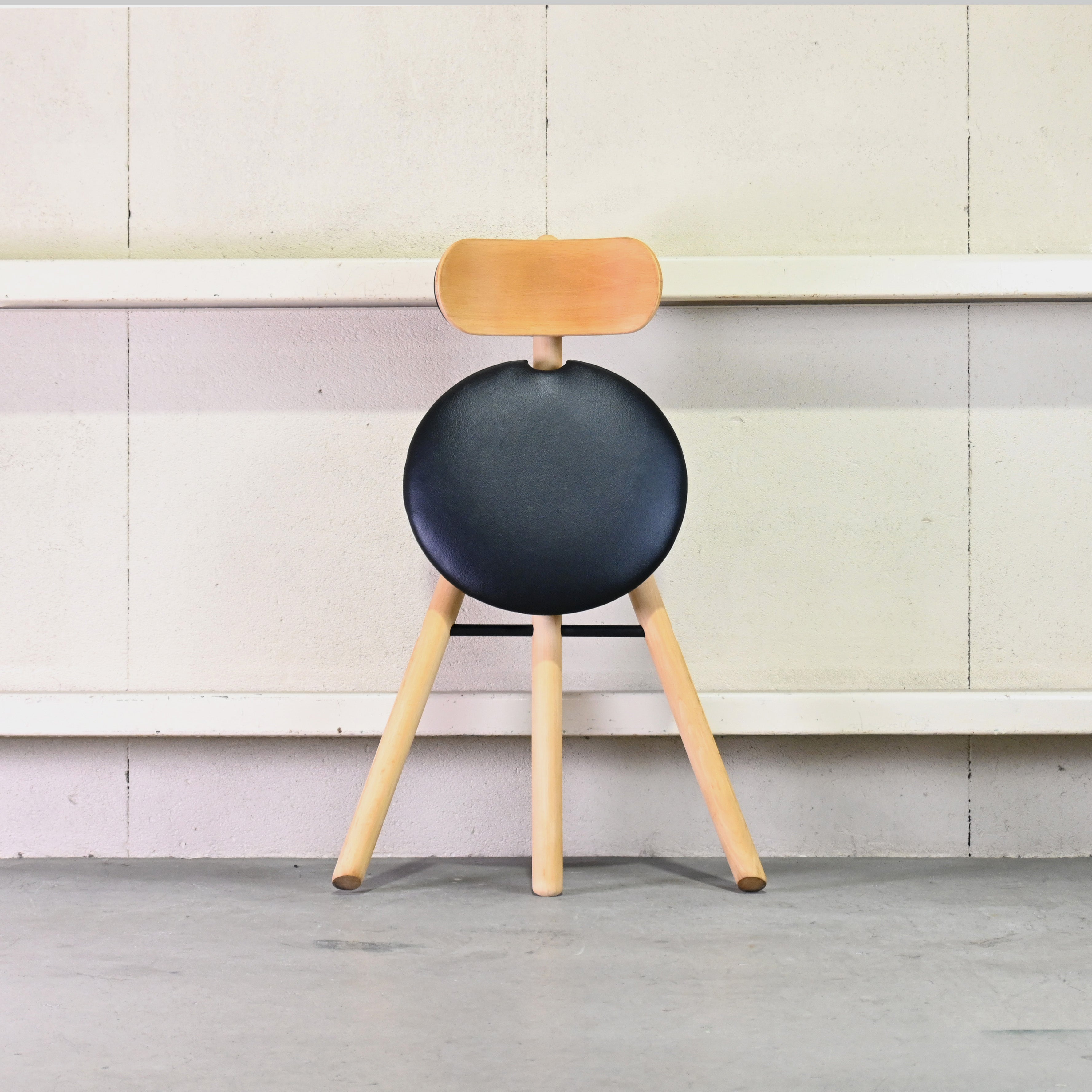 Calligaris Folding stool Remake PVC Leather Beech wood 1990's Italian modern design / カリガリス フォールディングスツール リメイク PVCレザー ビーチ材 1990年代 イタリアンモダンデザイン